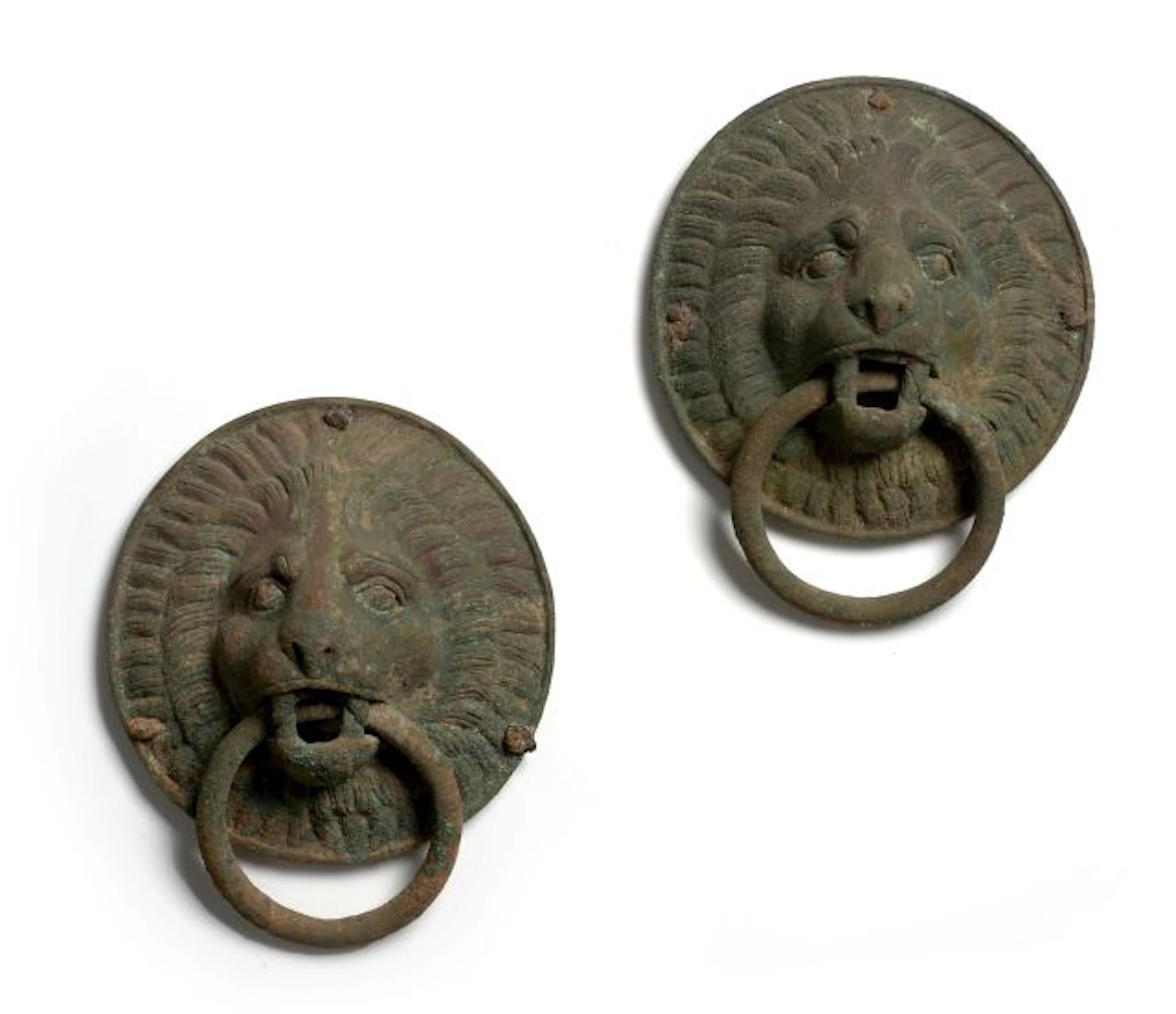 PAIRE D'APPLIQUES EN BRONZE, ART ROMAIN, 2e-3e SIÈCLE