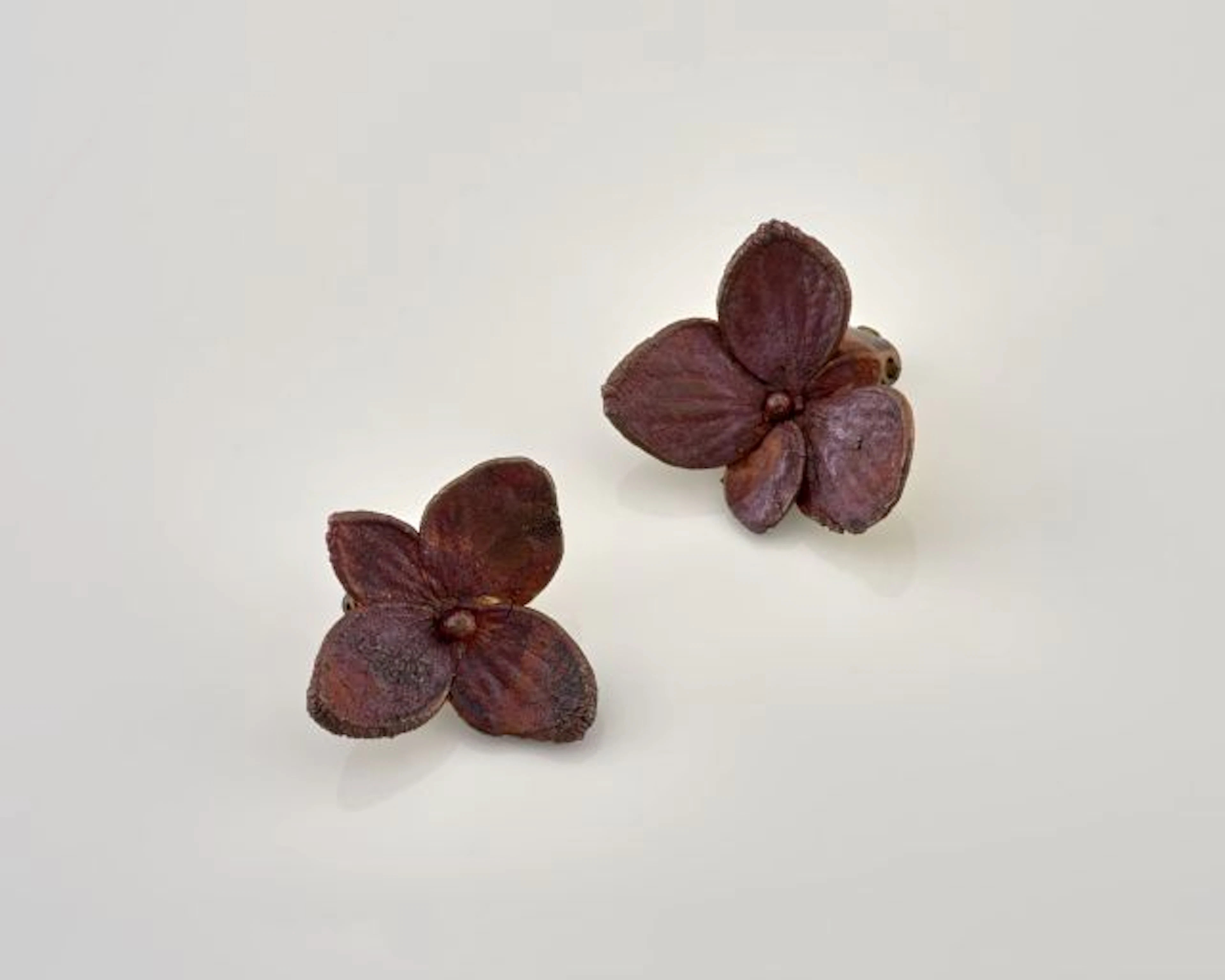 Claude LALANNE Née en 1924 Boucles d'oreilles Fleurs