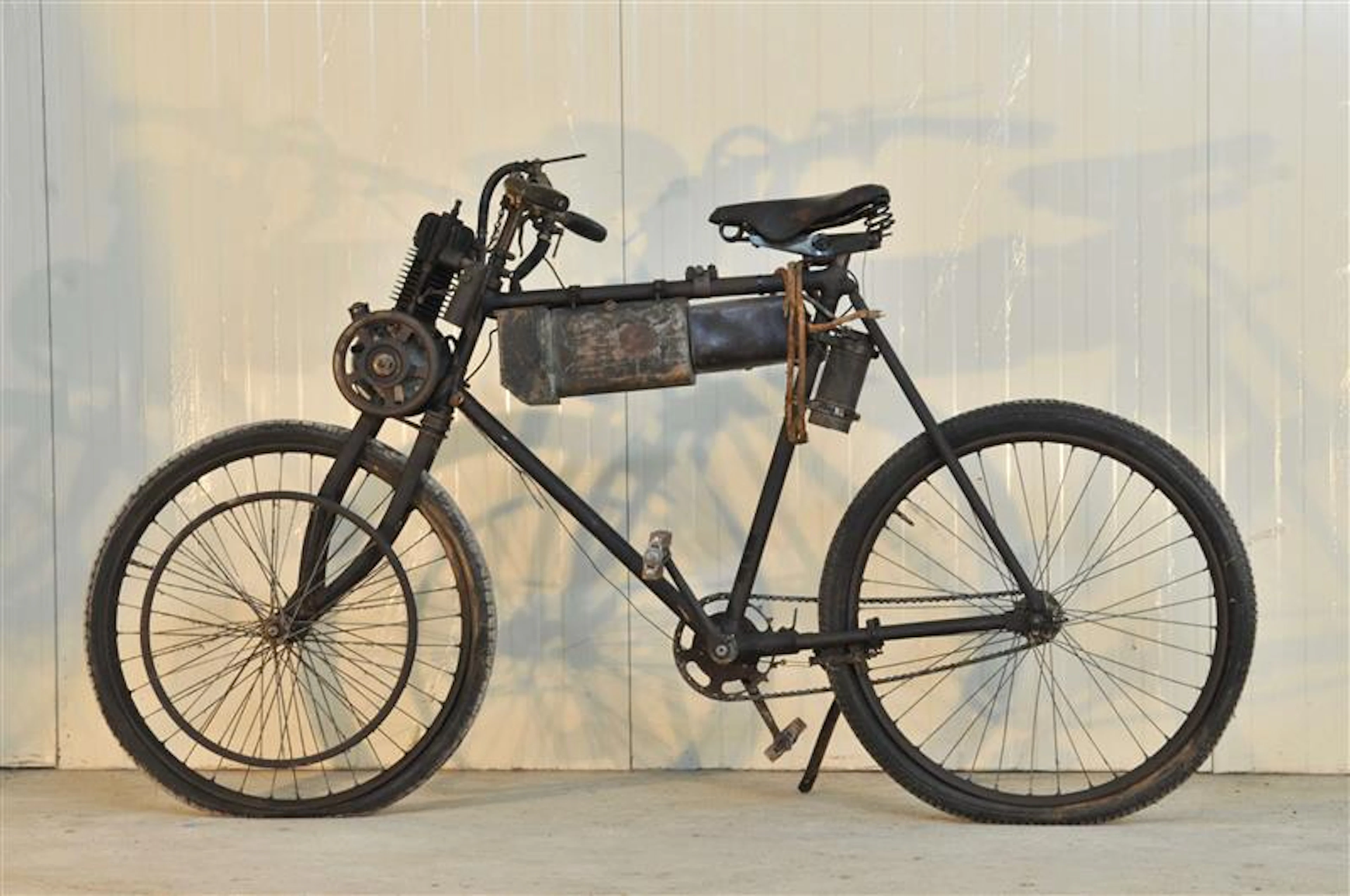 c.1898 Werner à volant de type machine à coudre No reserve