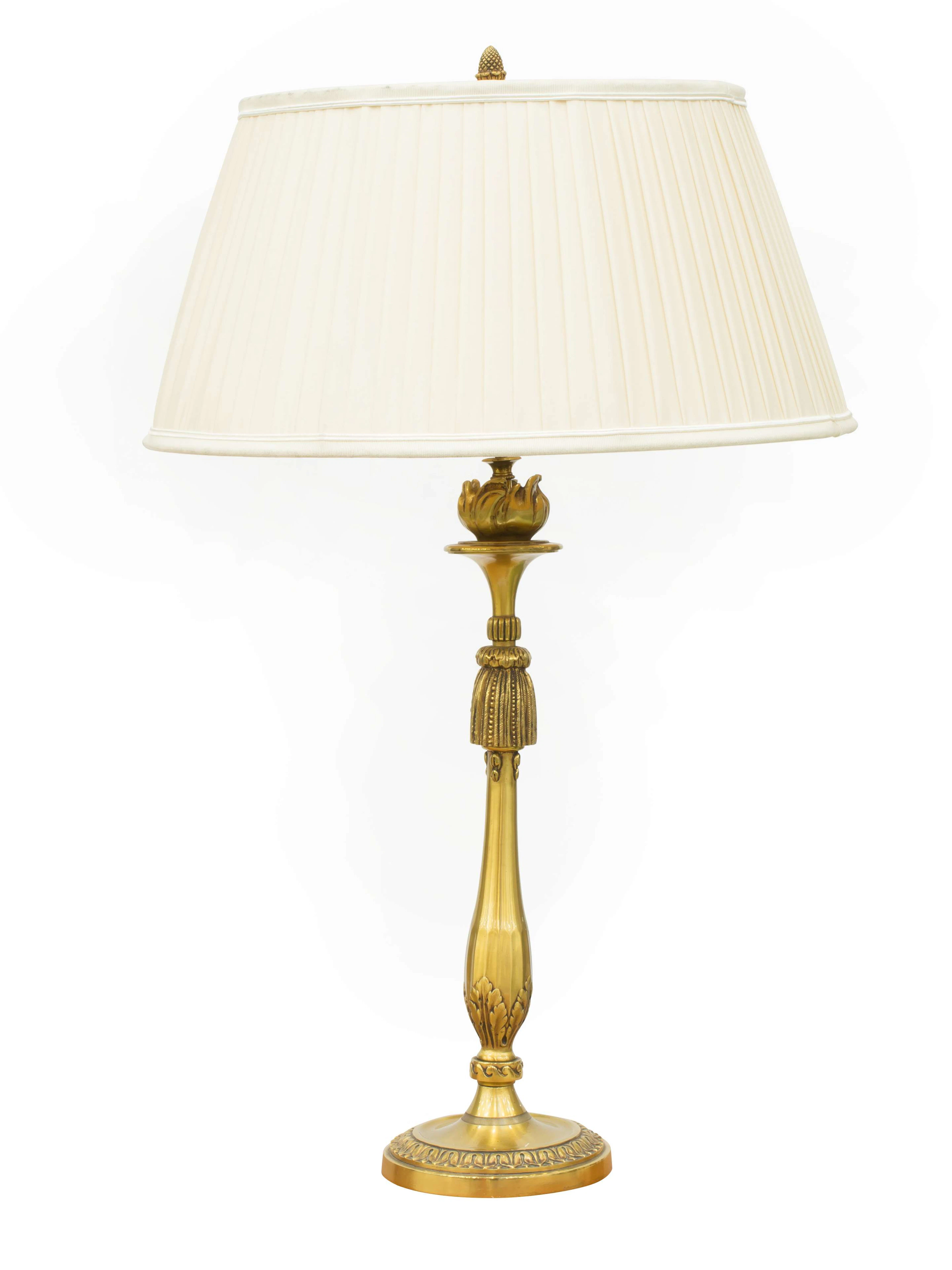 SUITE MARCEL PROUST : LAMPE EN METAL DORE