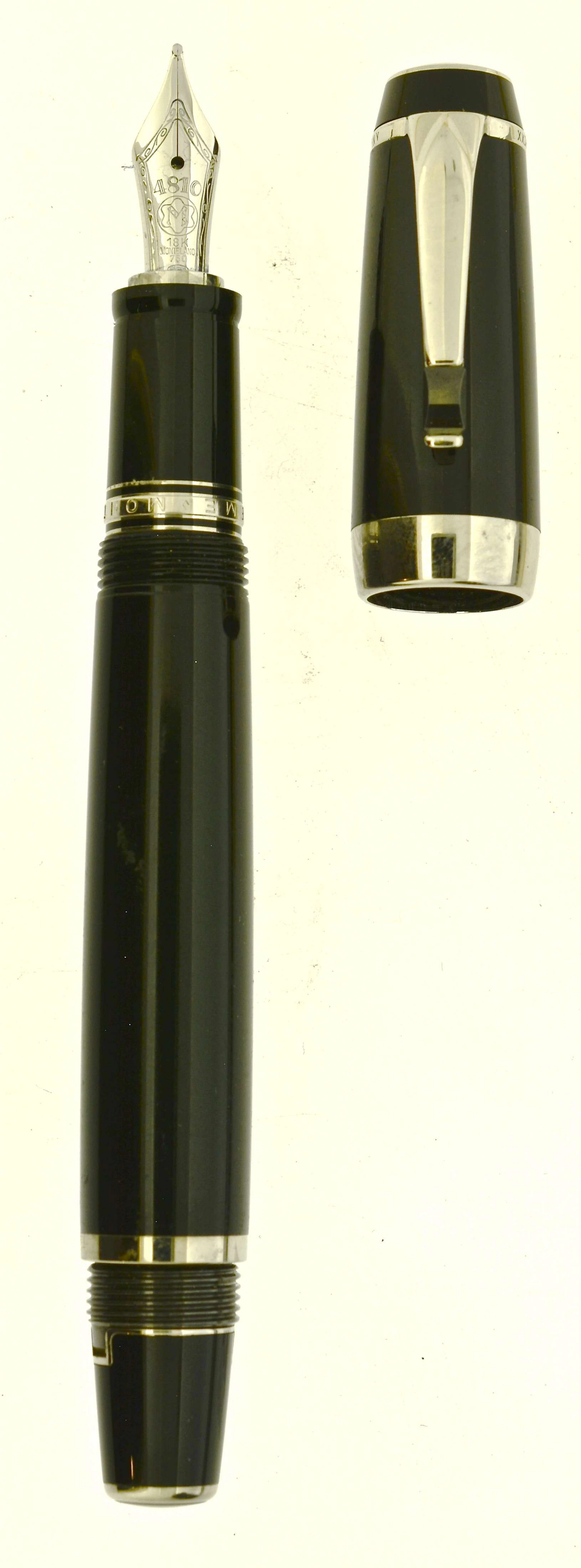 MONTBLANC Stylo plume de la collection Bohème