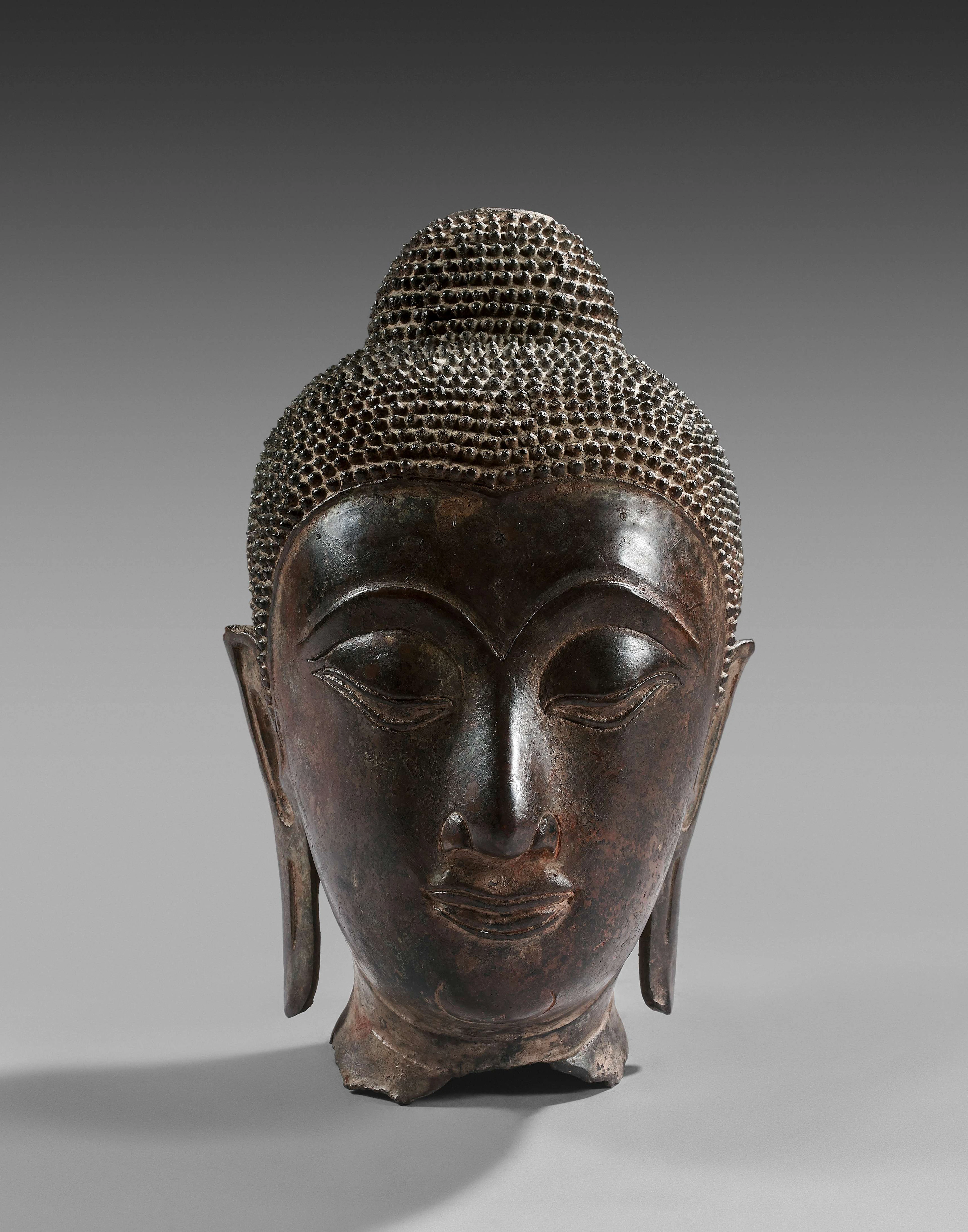 Thaïlande, Ayutthaya, XVIIe siècle Tête de Bouddha Bronze