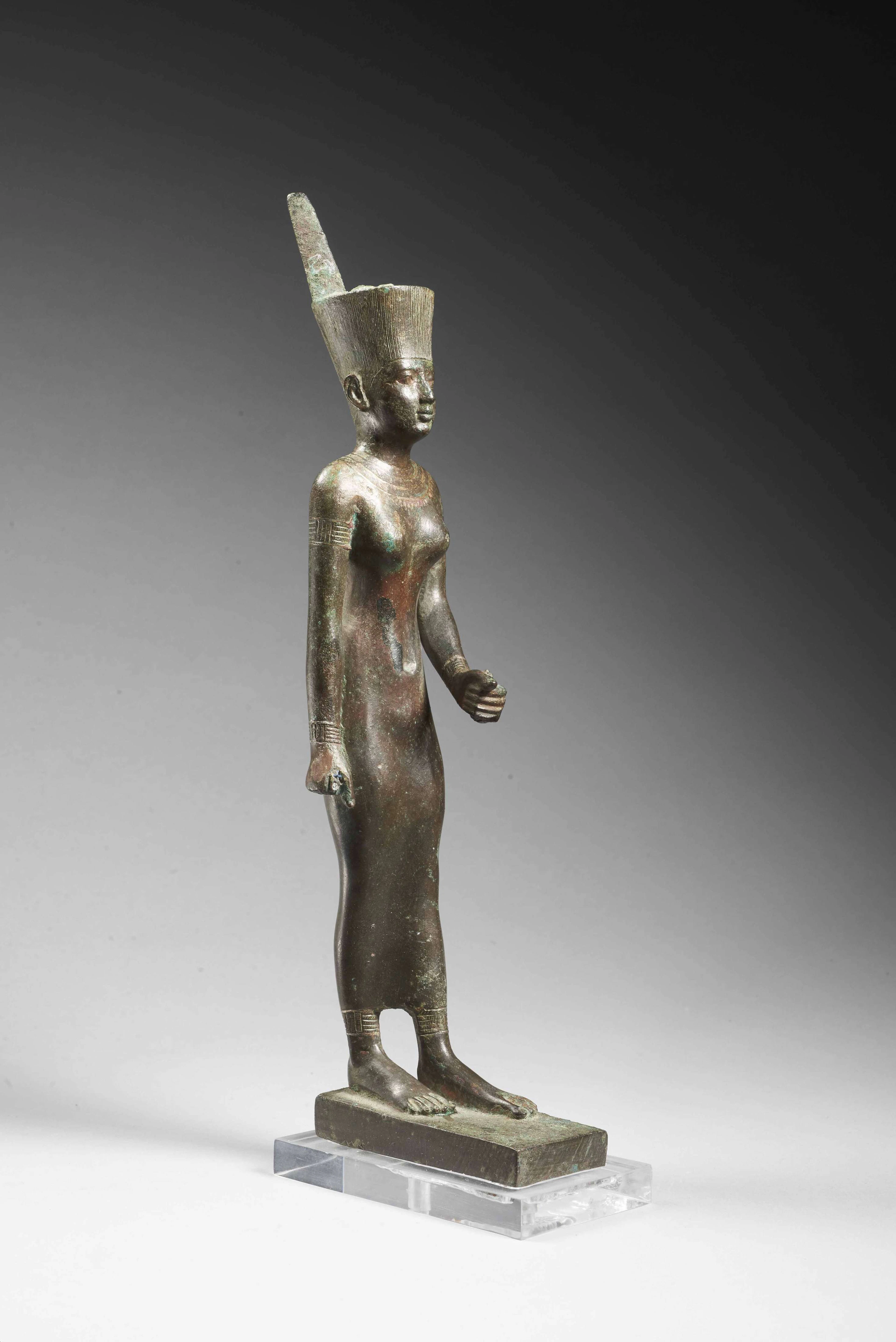NEITH EN BRONZE, ÉGYPTE, XXVIe DYNASTIE, VERS 664-525 AV.J.C.