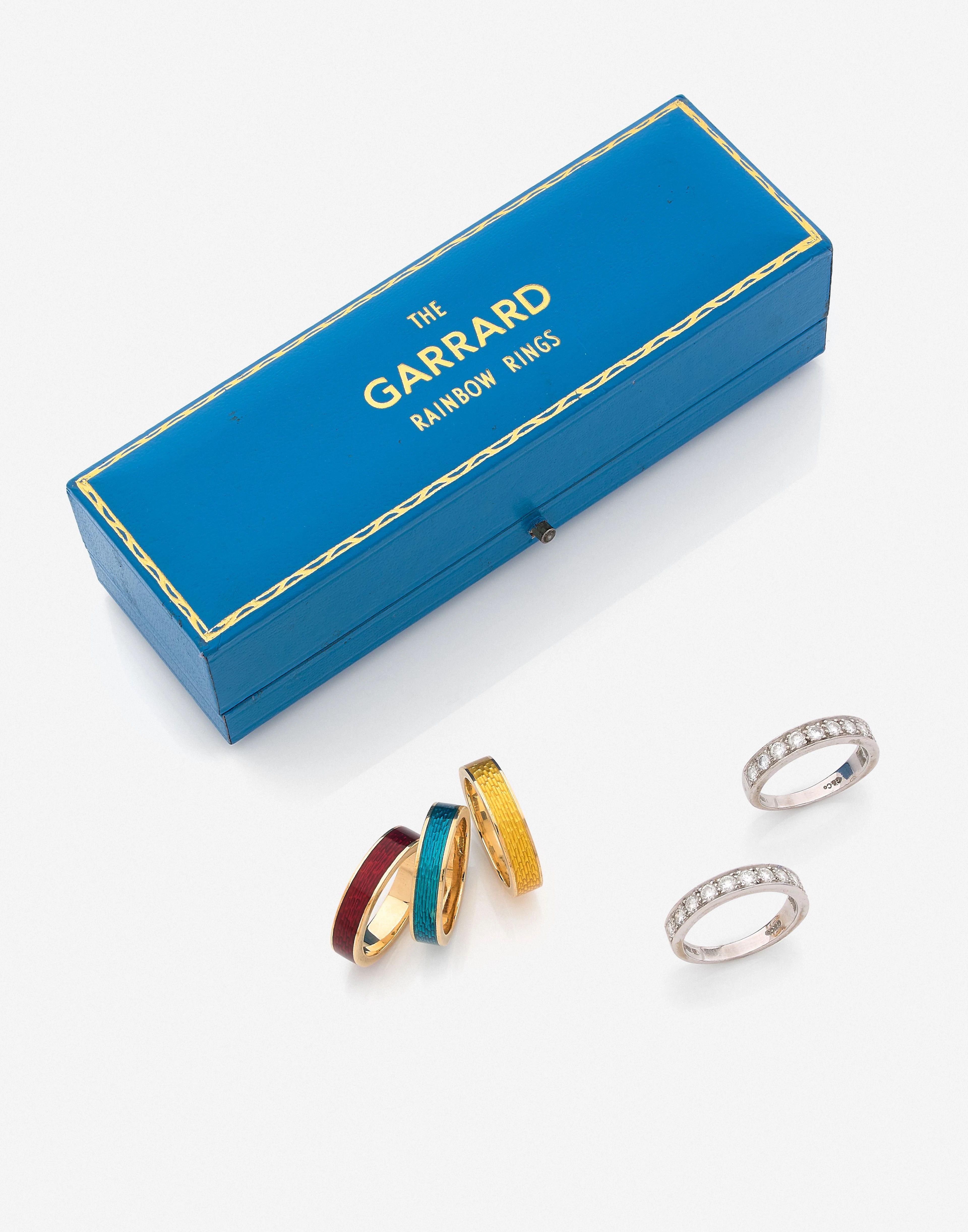 GARRARD Cinq alliances en or