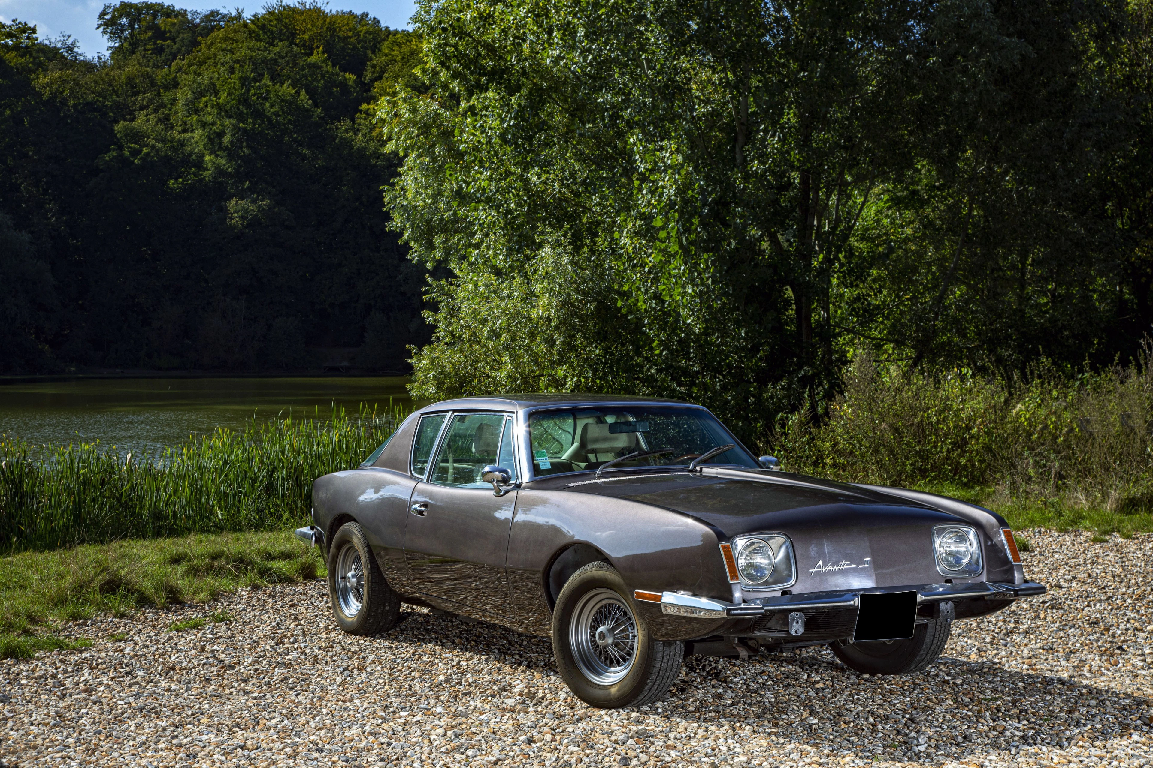 1973 Studebaker Avanti II