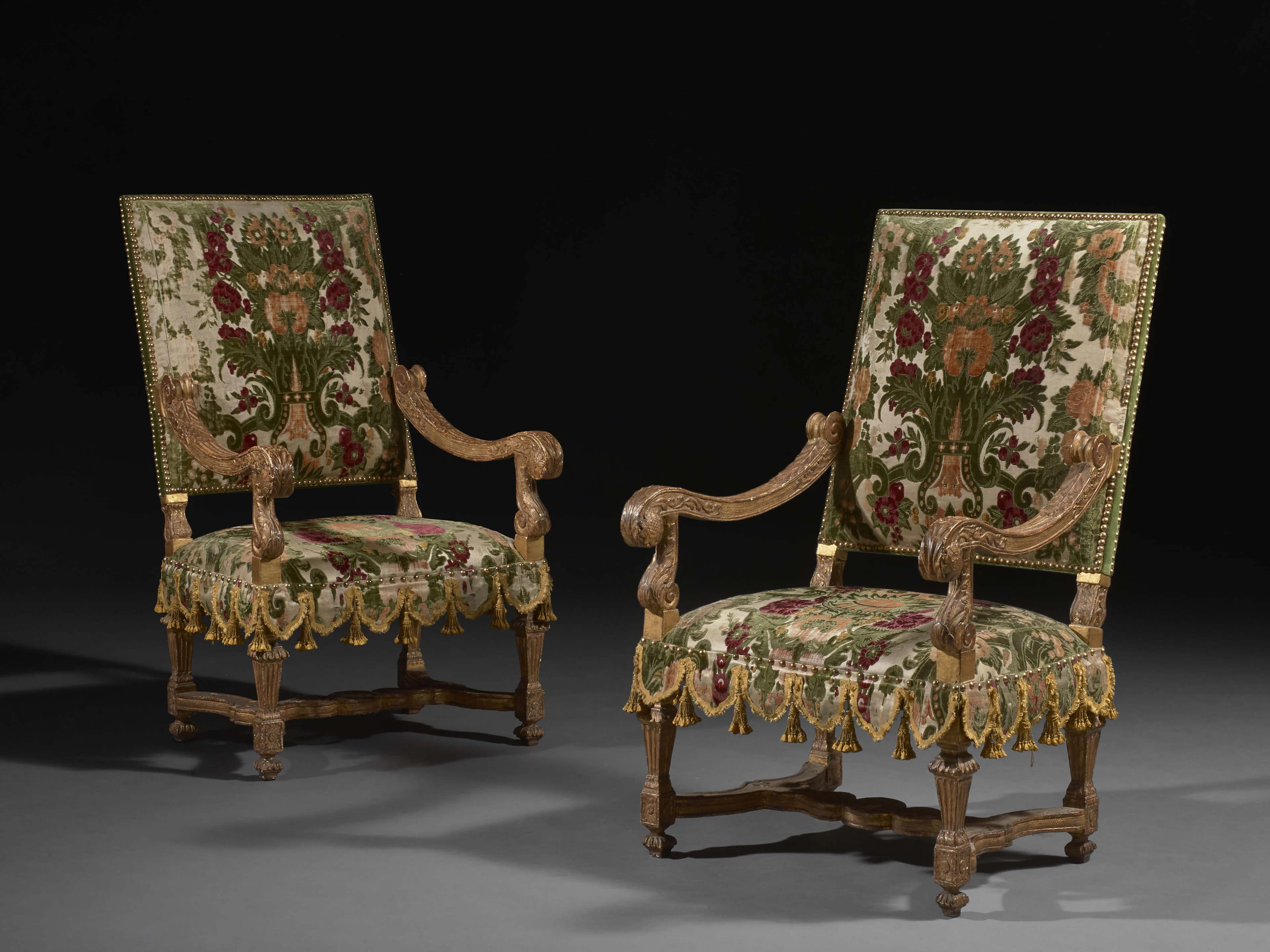PAIRE DE FAUTEUILS D'ÉPOQUE LOUIS XIV