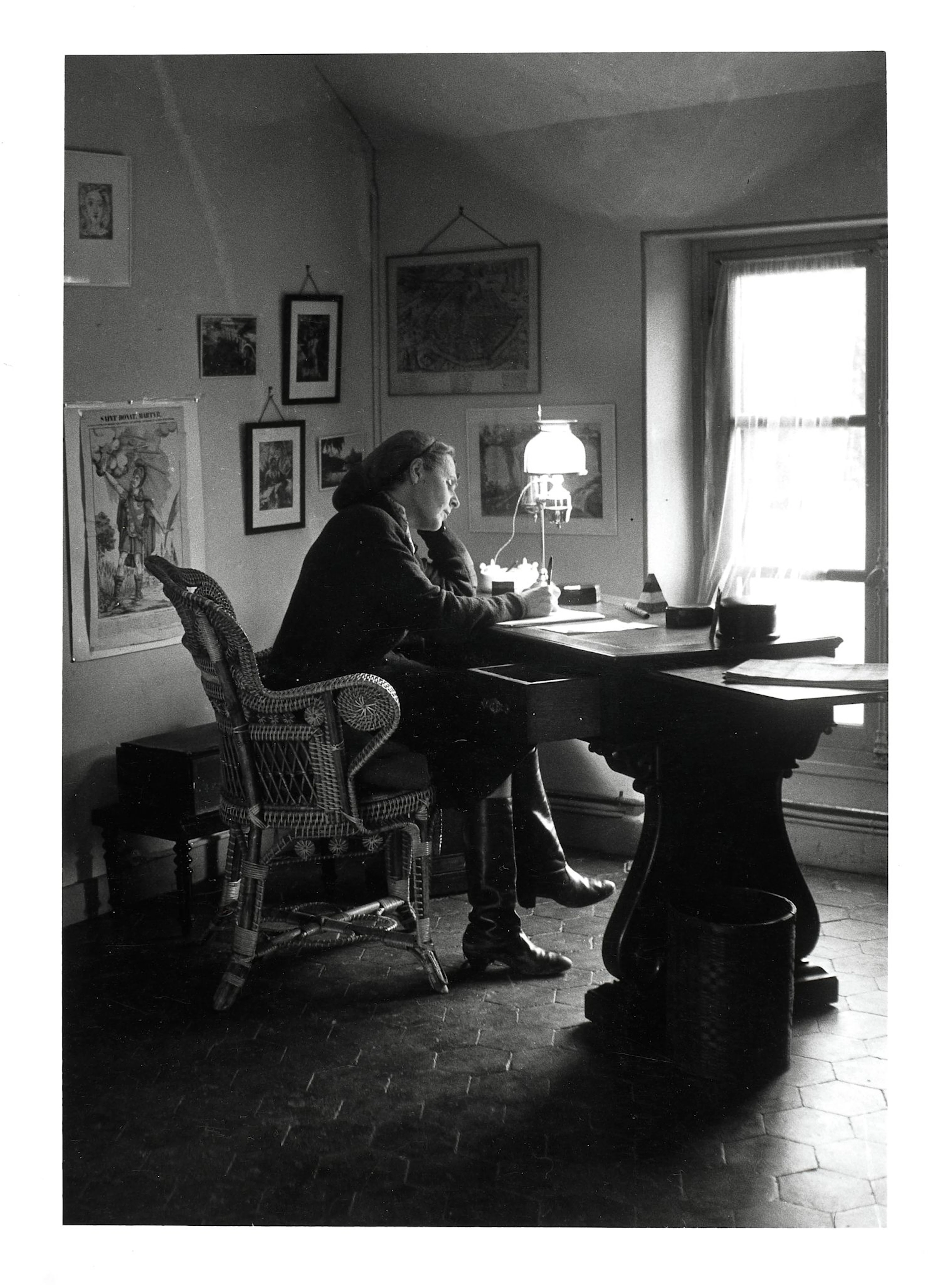 Willy RONIS 1910 - 2009 Elsa Triolet et Louis Aragon à Saint-Arnoult