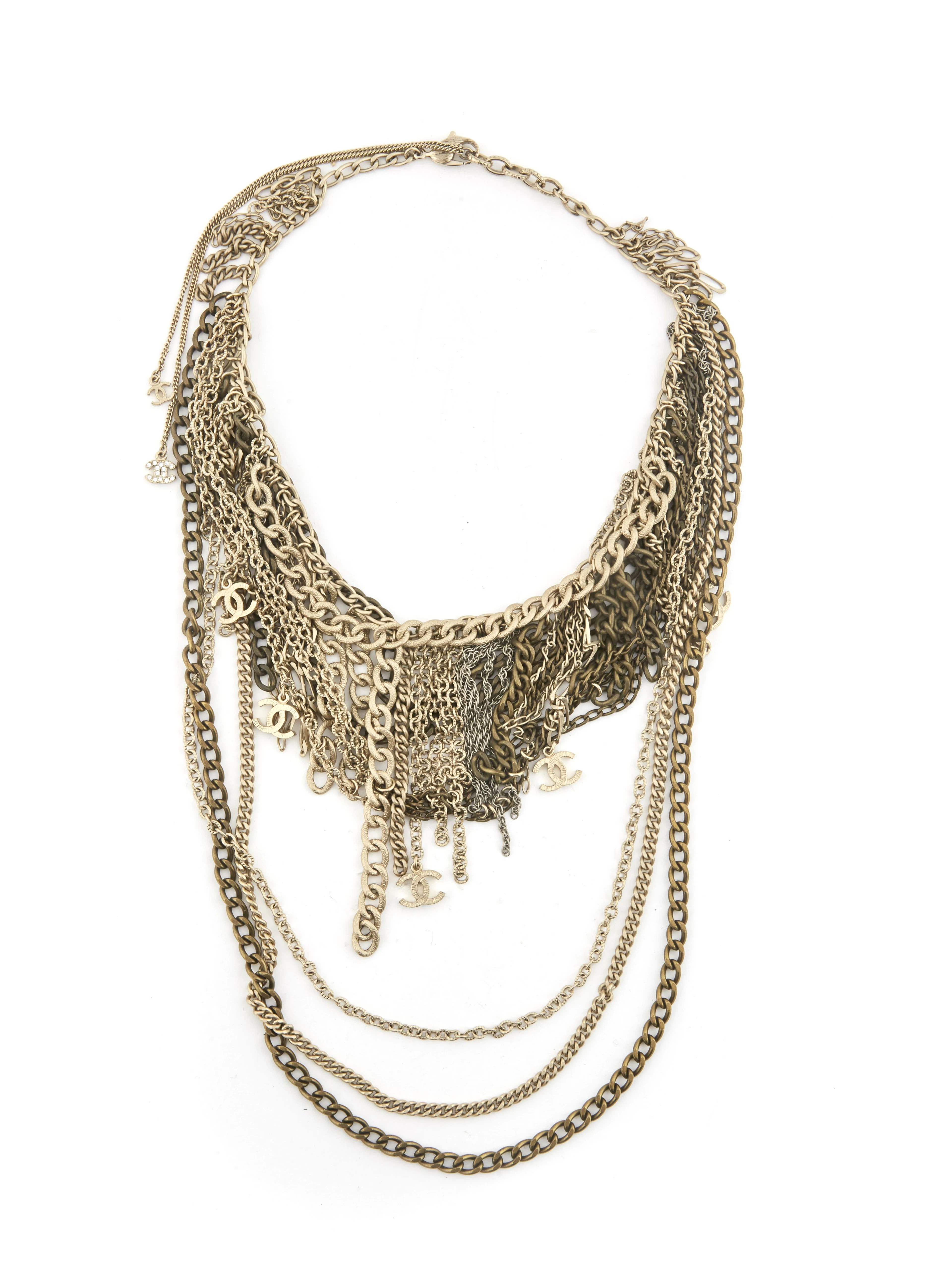 CHANEL COLLIER chaînes en métal doré