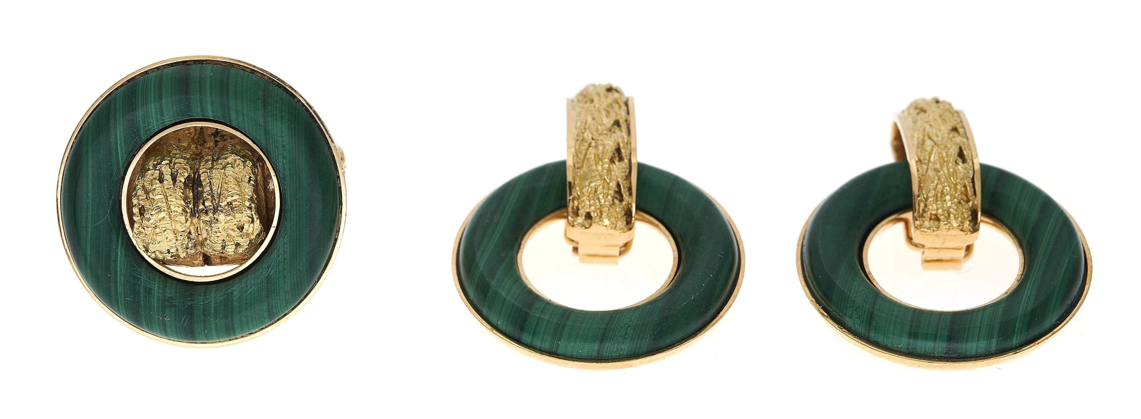 Bague et paire de clips d'oreilles