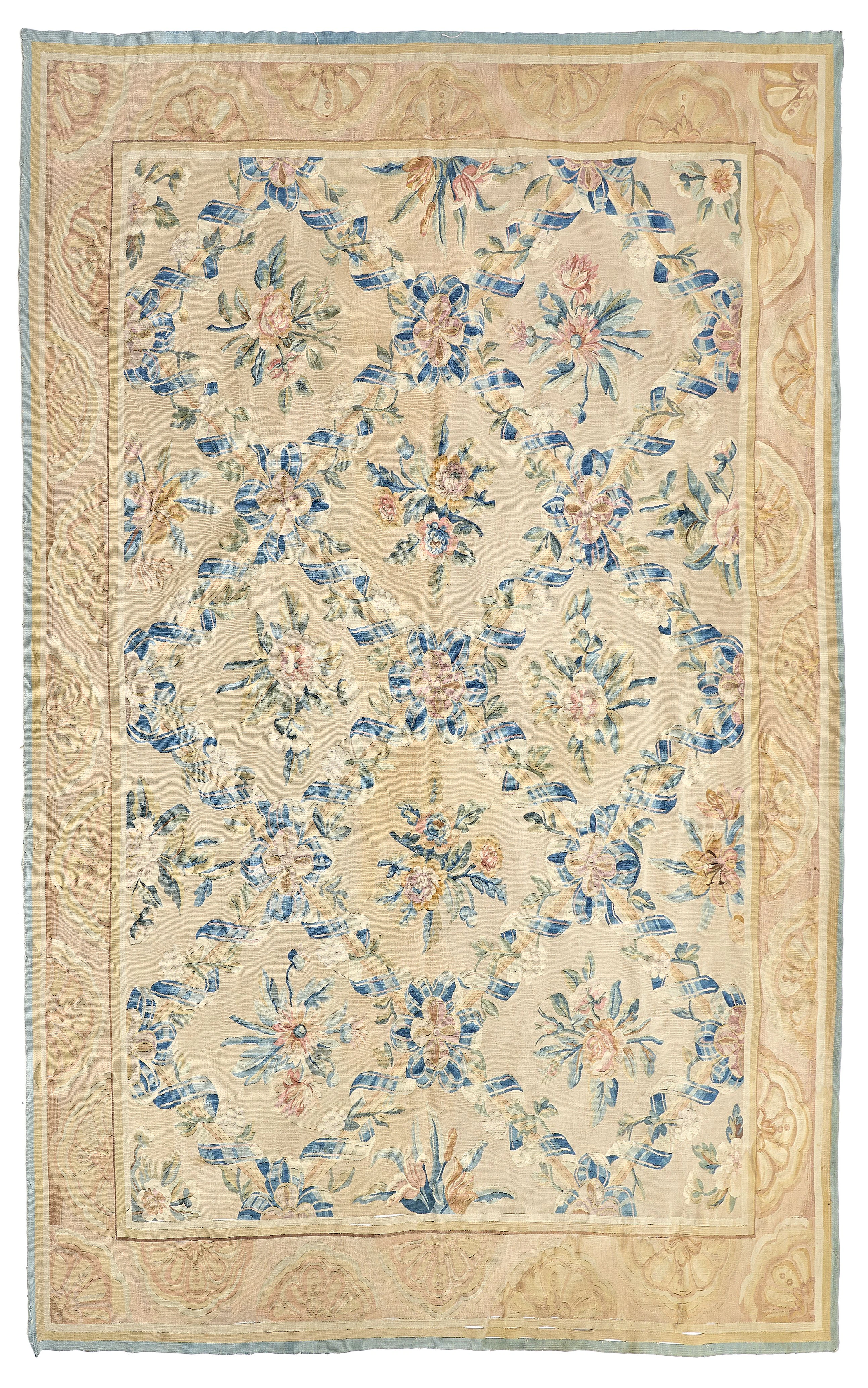 TAPIS D'AUBUSSON DU XXe SIÈCLE
