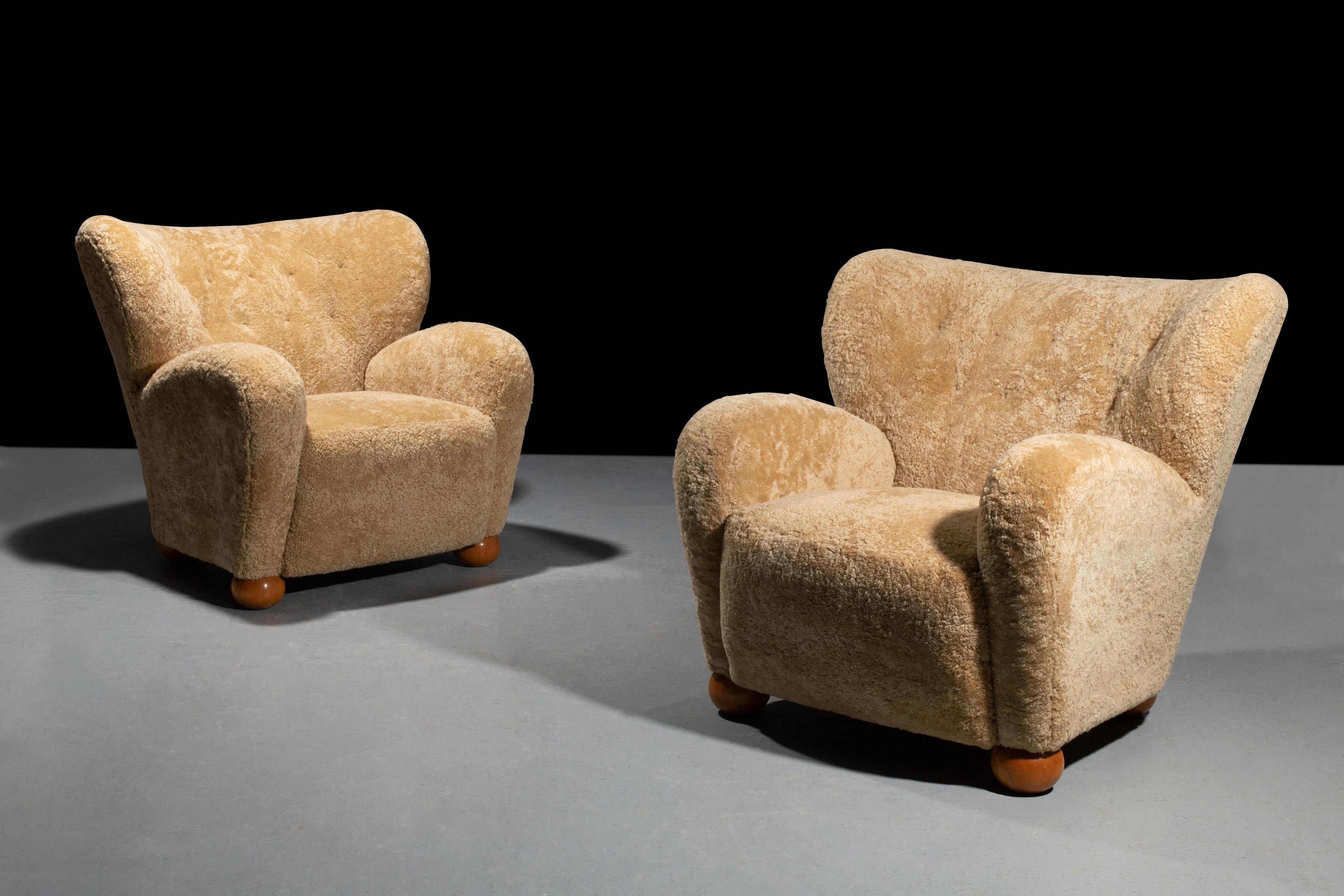 Märta BLOMSTEDT 1899-1982 Paire de fauteuils dits « Aulanko » - circa 1938