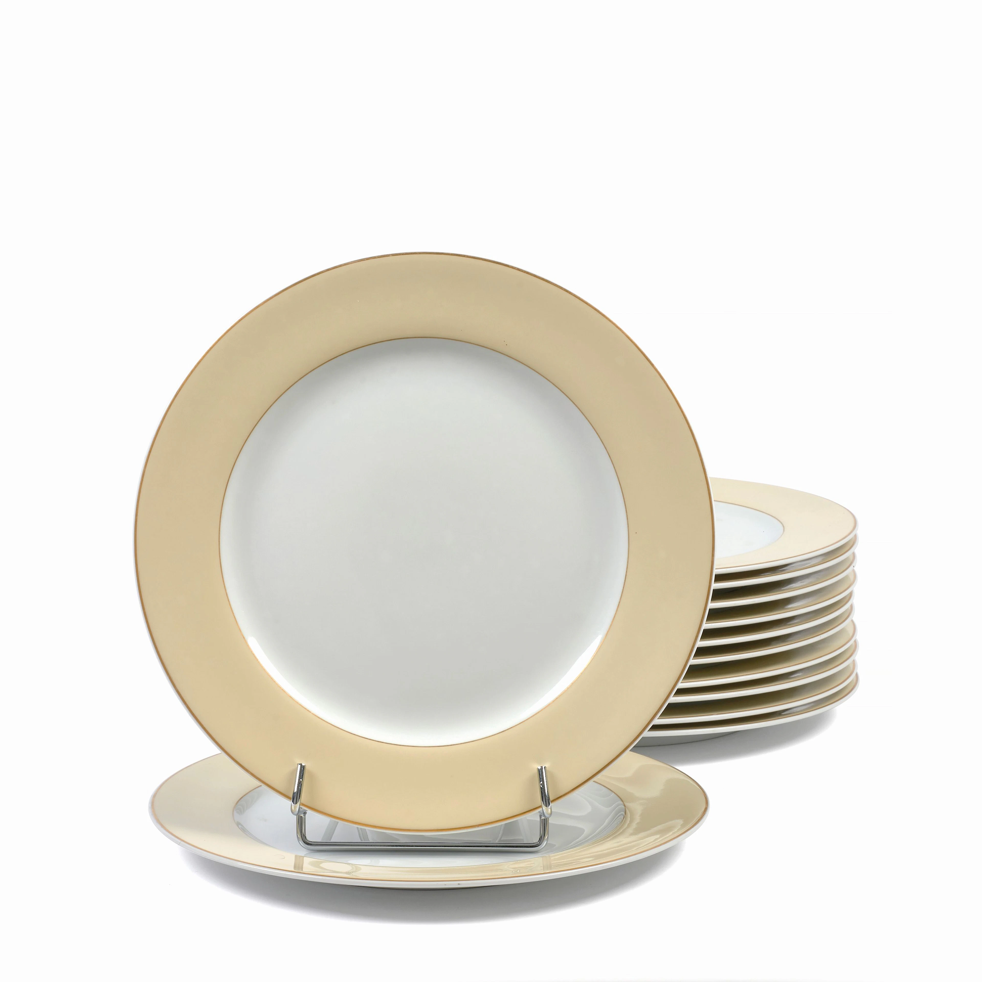 Série de 12 assiettes de présentation