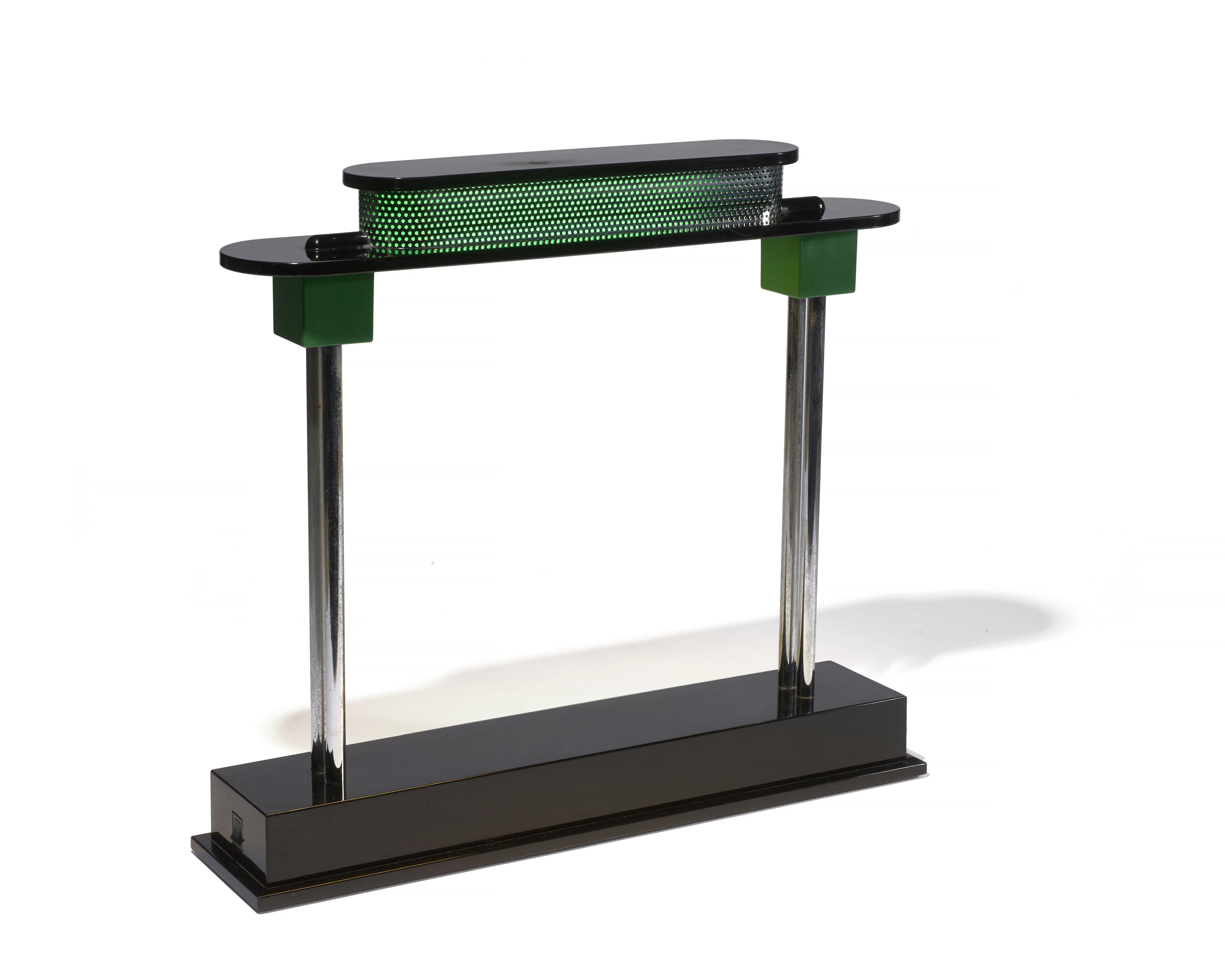 Ettore SOTTSASS 1917 - 2007 Lampe de bureau "Pausania" - Le modèle créé en 1983