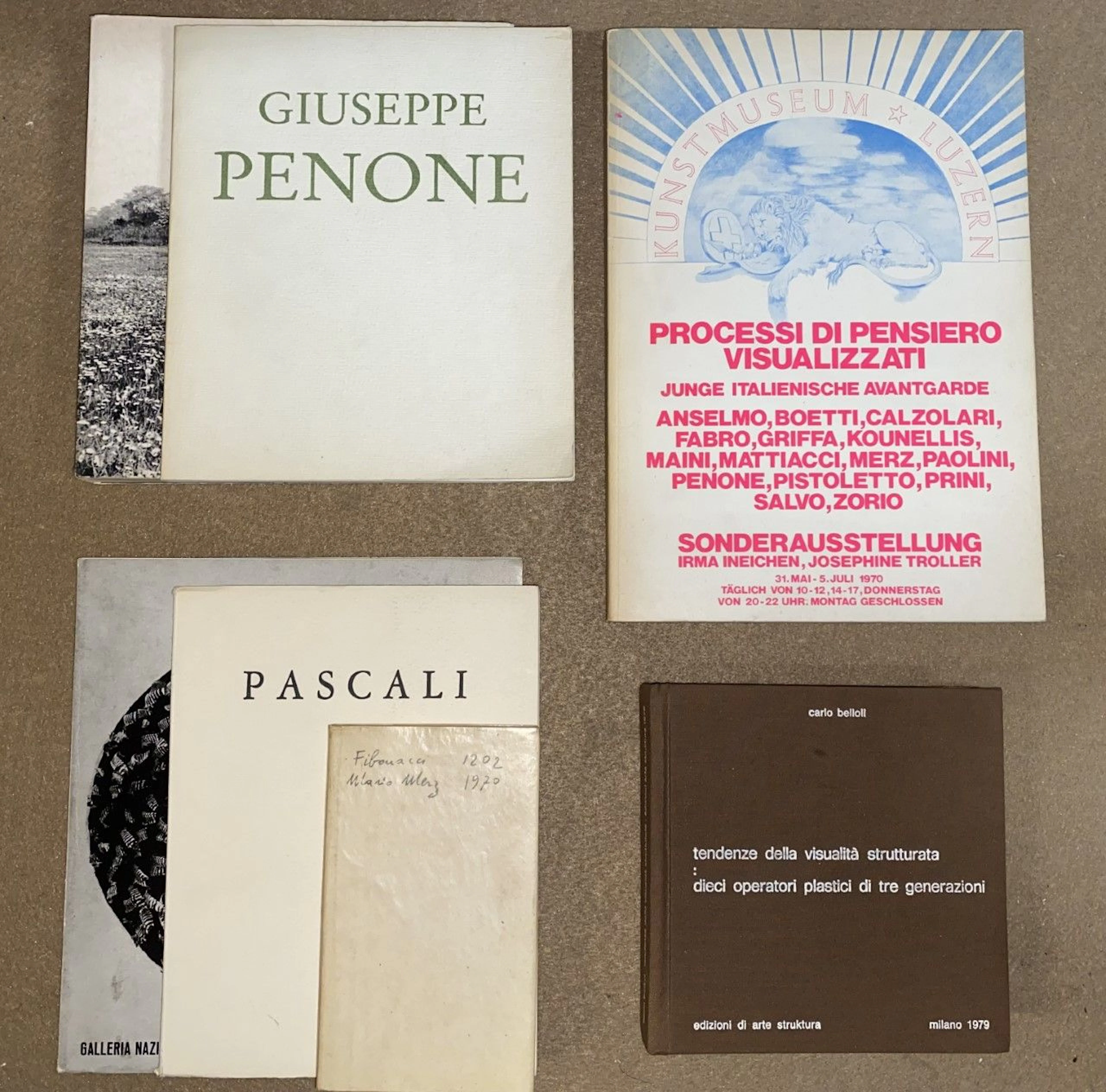 Lot d'ouvrages sur l'Arte Povera comprenant monographies