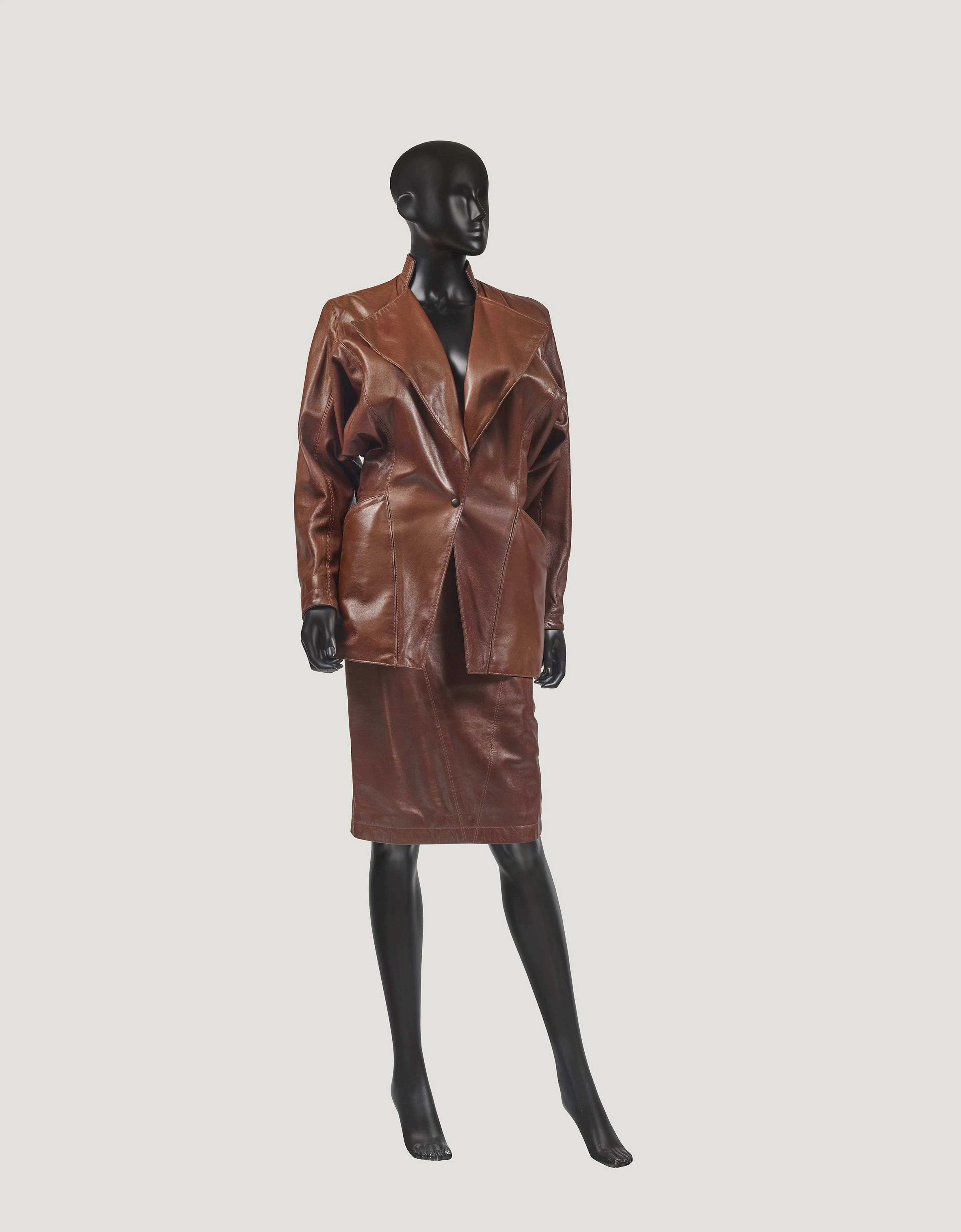 AZZEDINE ALAIA -1981