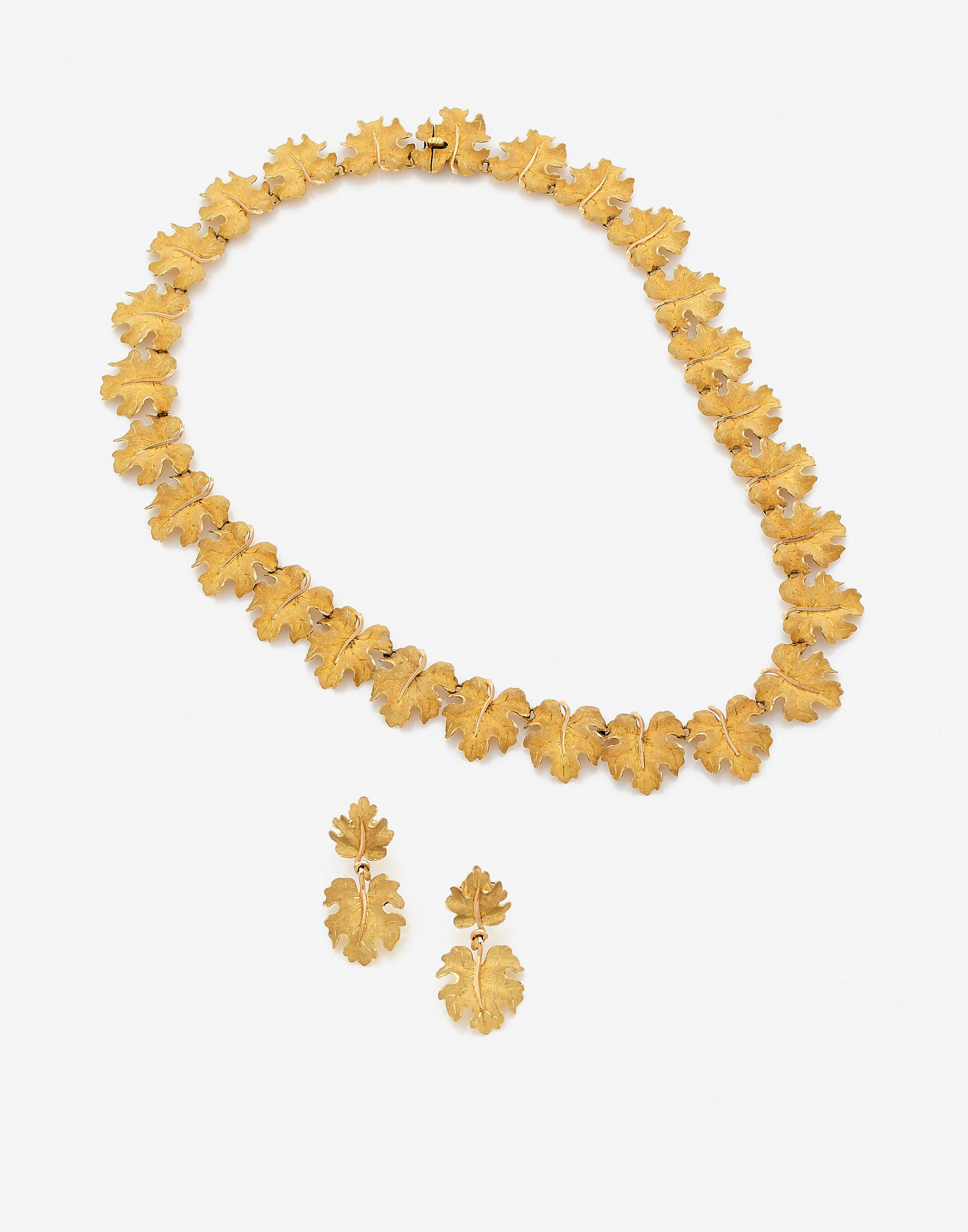 BUCCELLATI Collier et paire de pendants d'oreilles