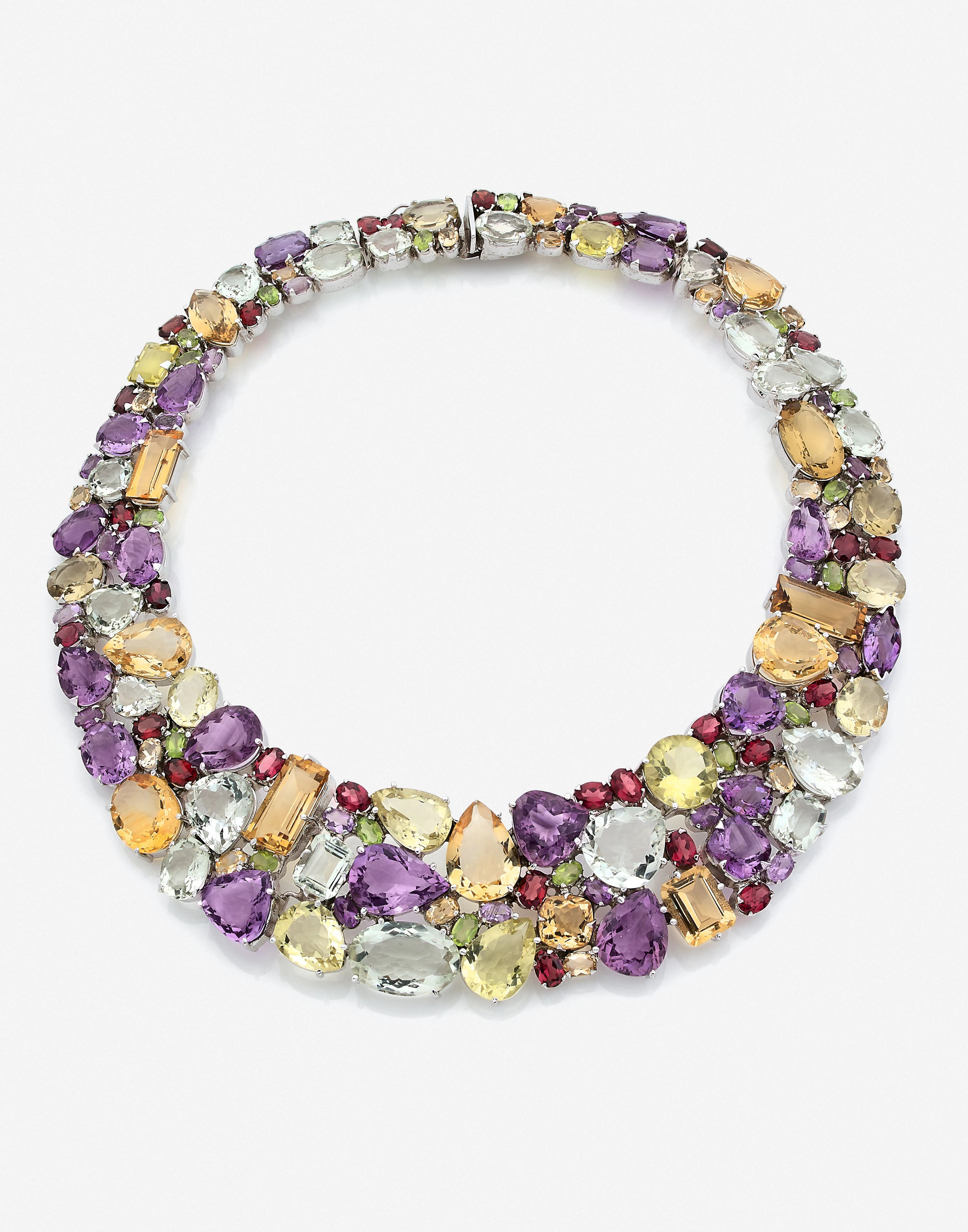 Collier plastron