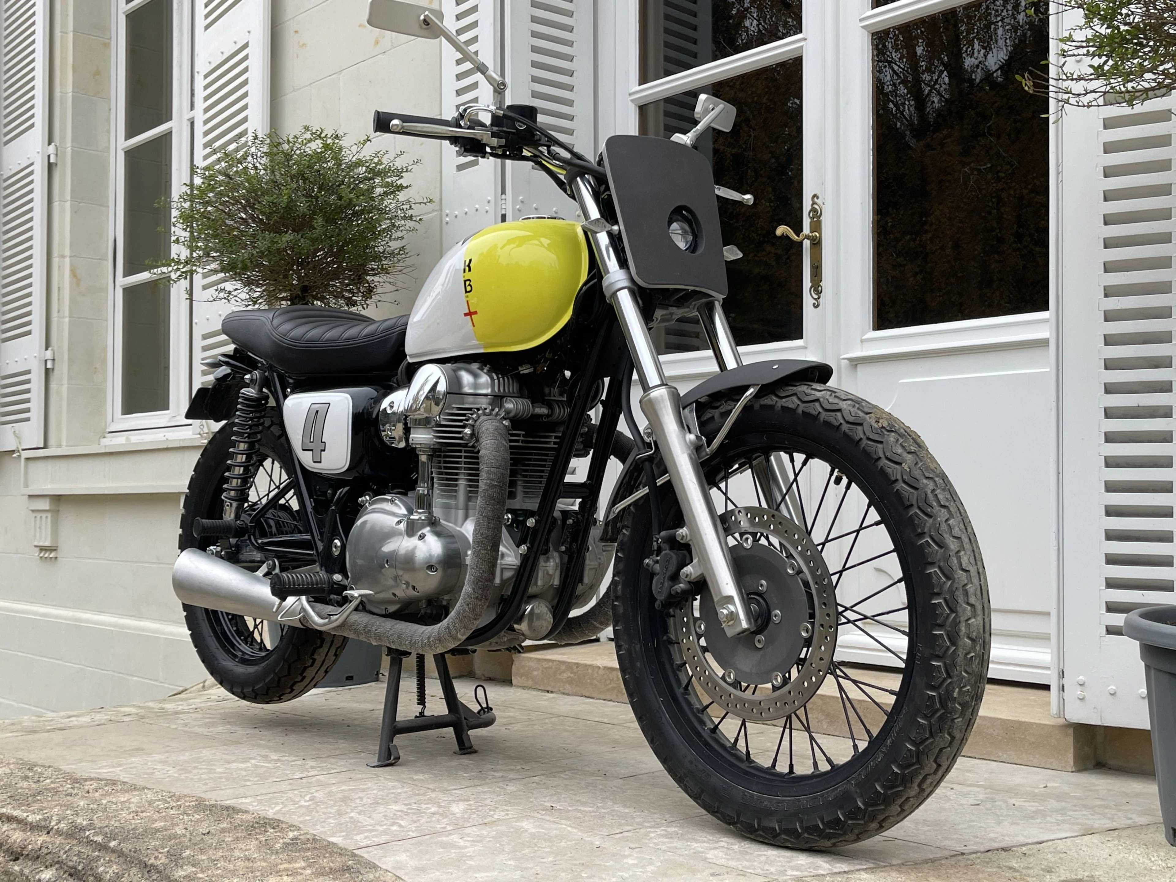 2012 Kawasaki W800 by Philippe Starck No reserve
