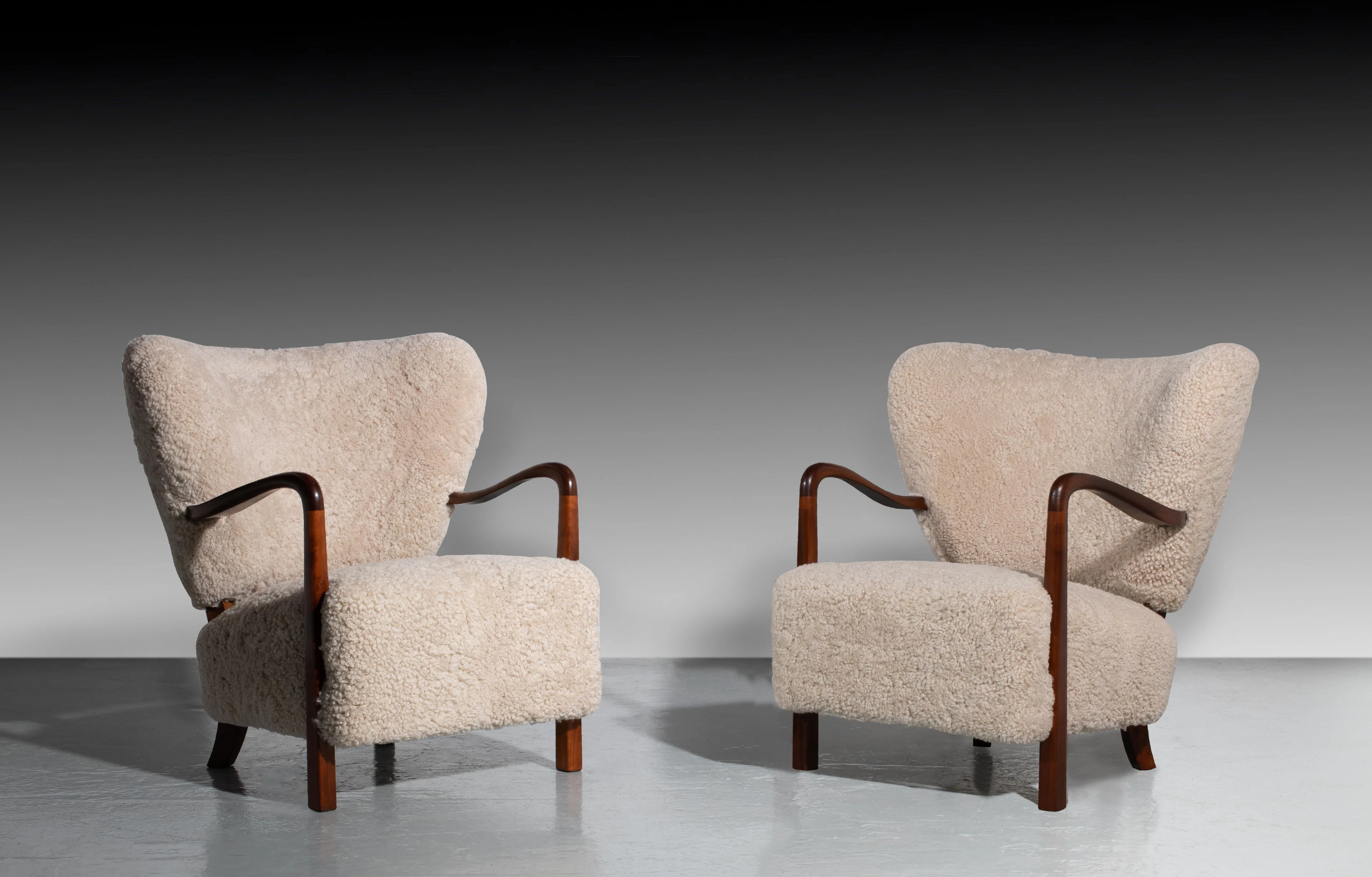 Viggo BOESEN (Attribué à) 1907 - 1985 Paire de fauteuils – 1930