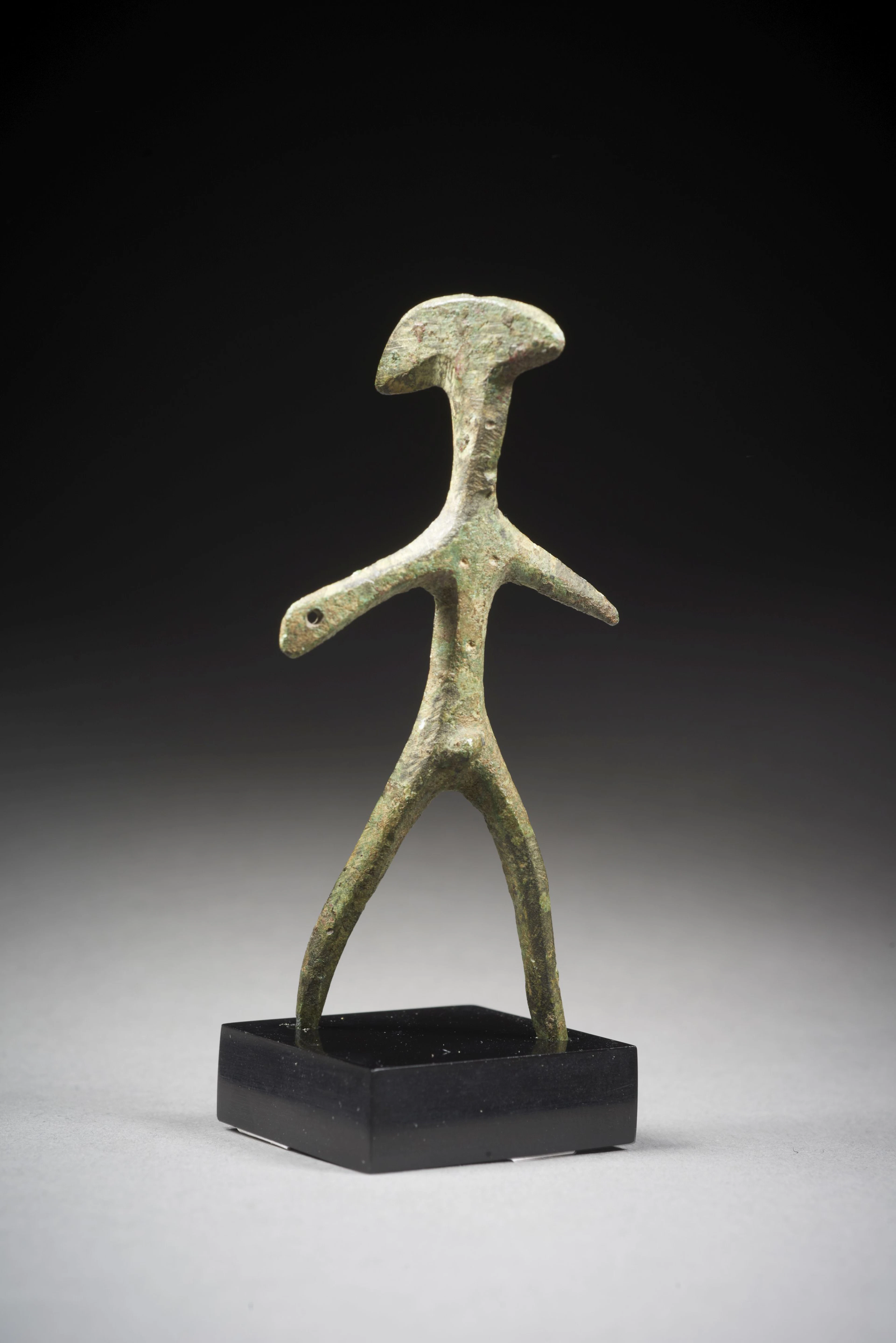GUERRIER EN BRONZE Art étrusque, Ve-IVe siècle av. J.-C.
