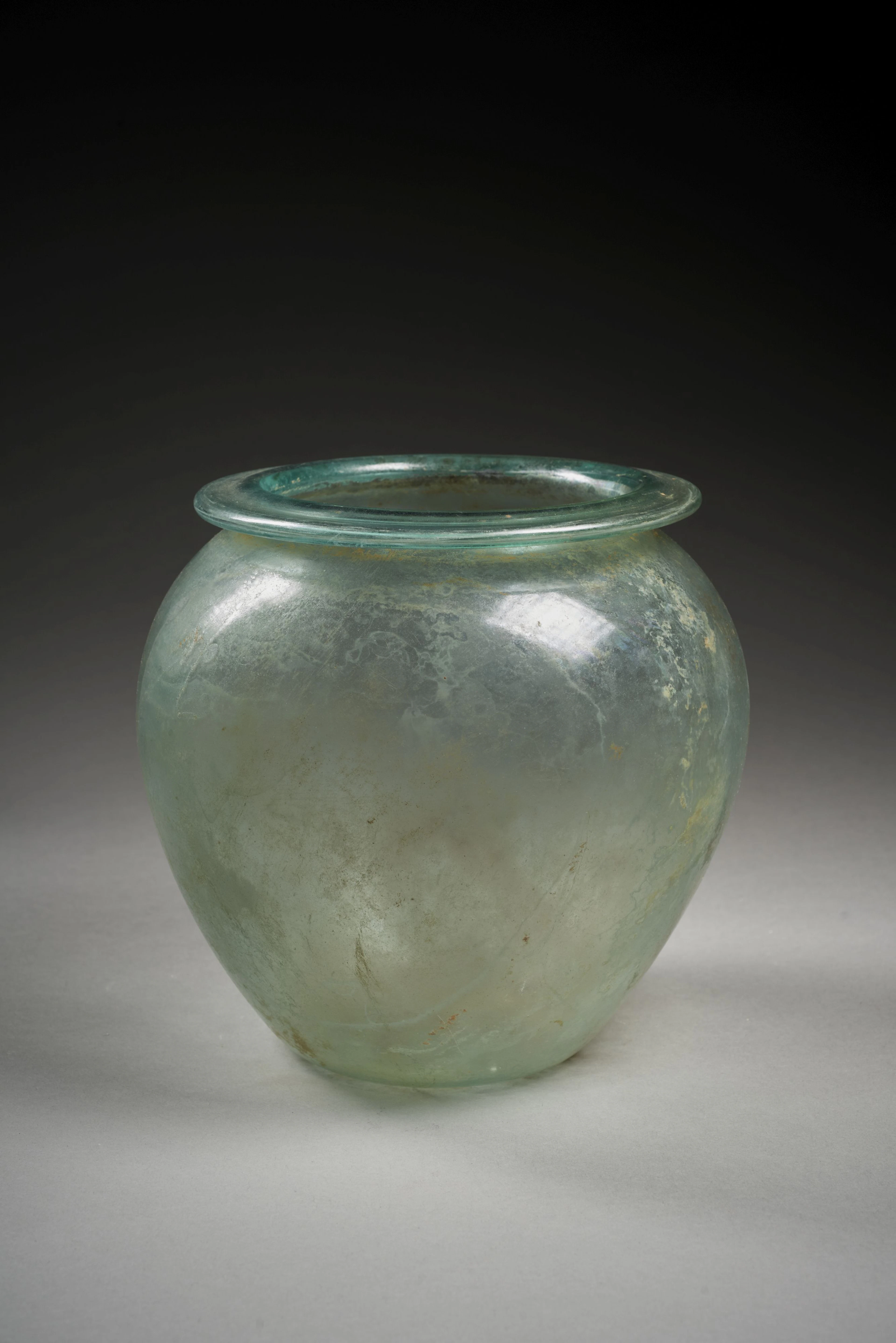 URNE CINERAIRE EN VERRE Art gallo-romain, Ier siècle ap. J.-C.