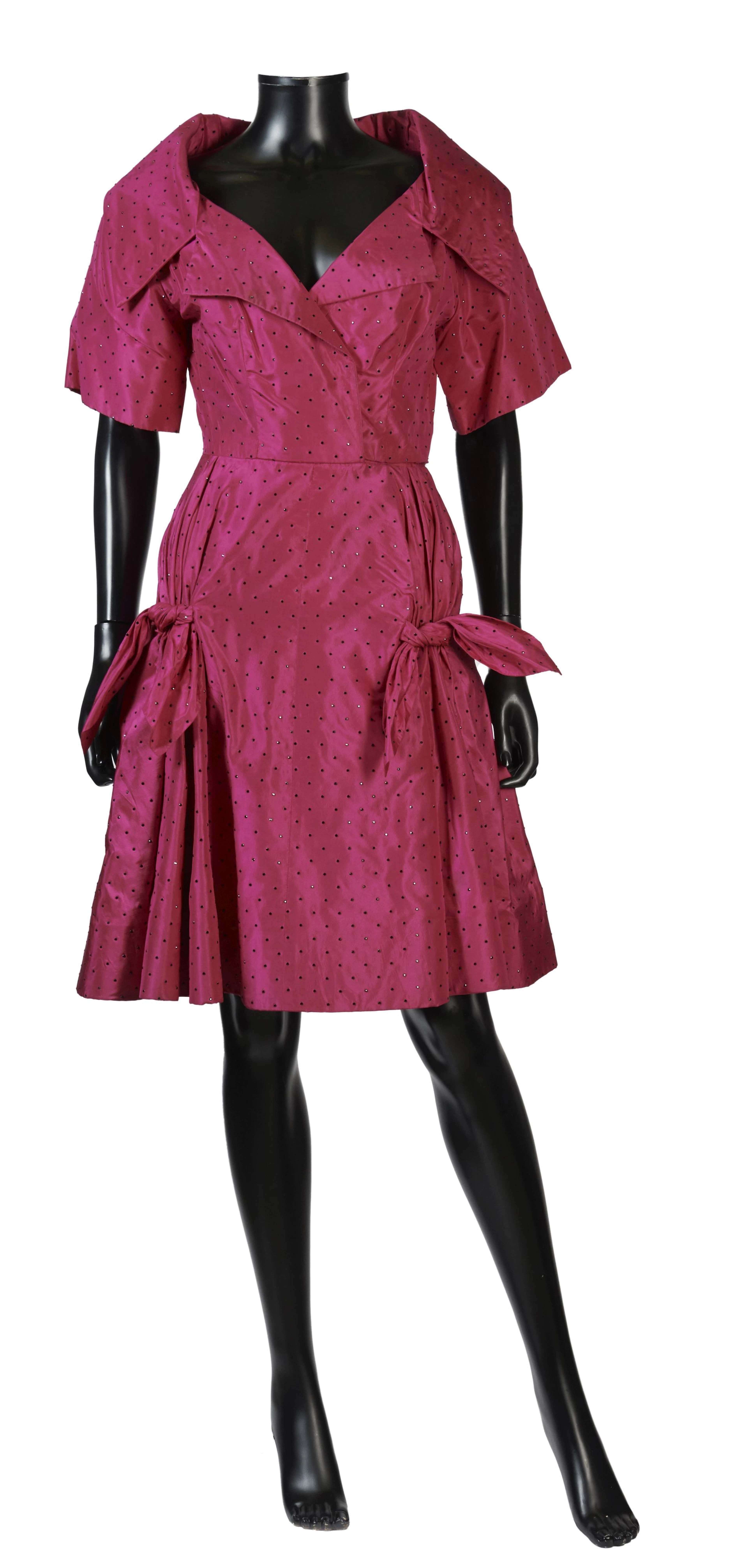 CHRISTIAN DIOR Printemps-été 1987 Robe à manches courtes...