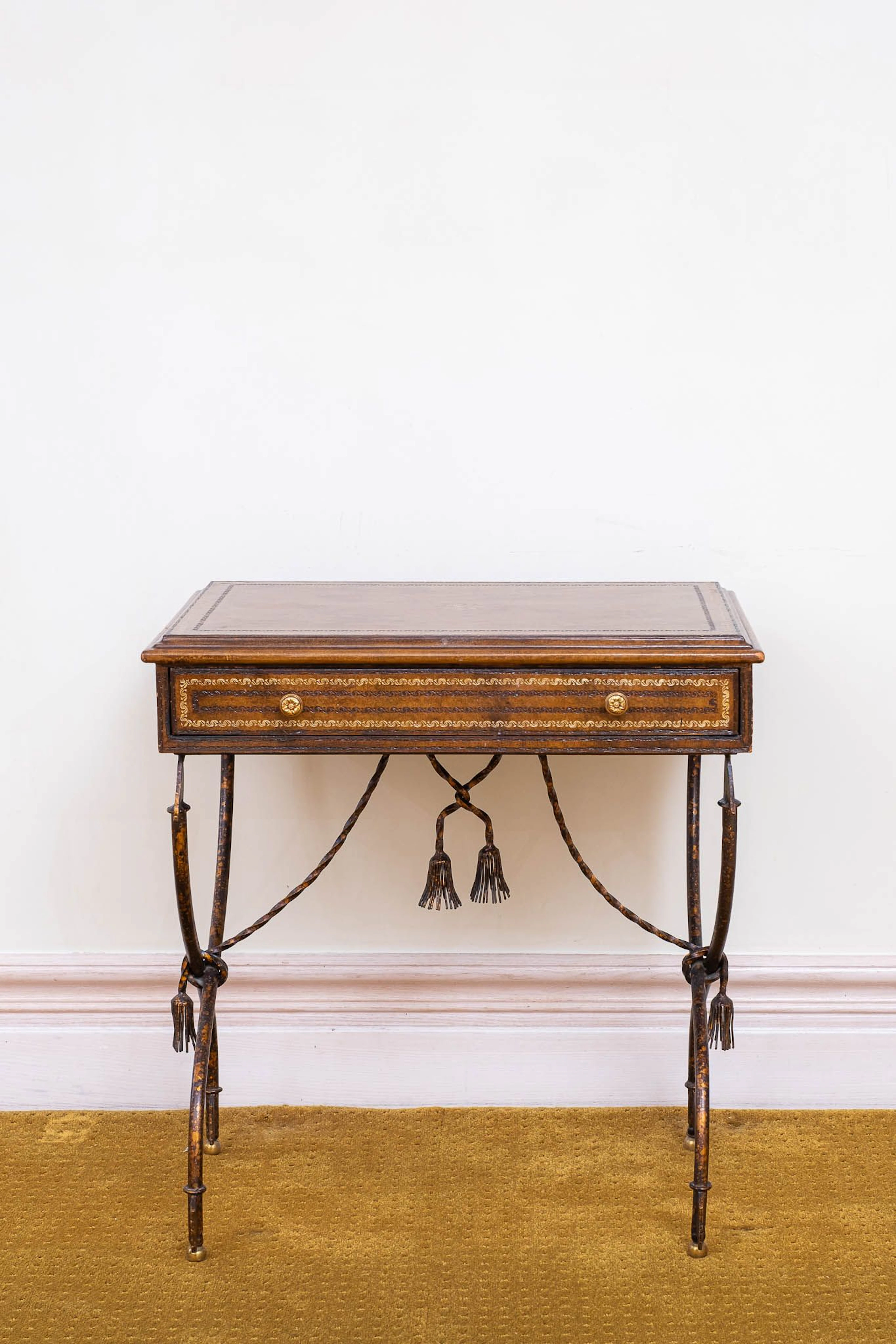 Petit bureau MAITLAND-SMITH