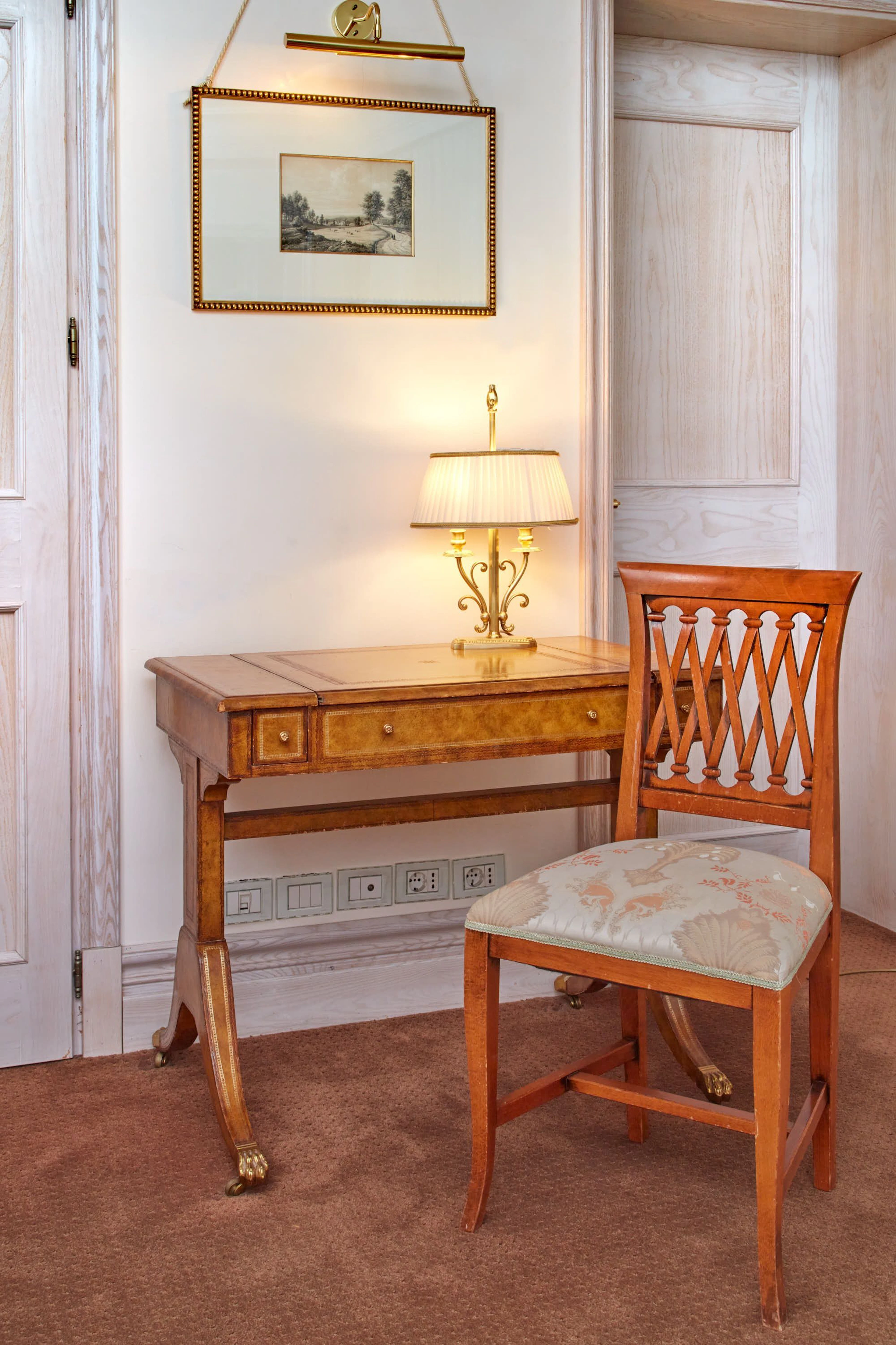 Chaise de style Directoire