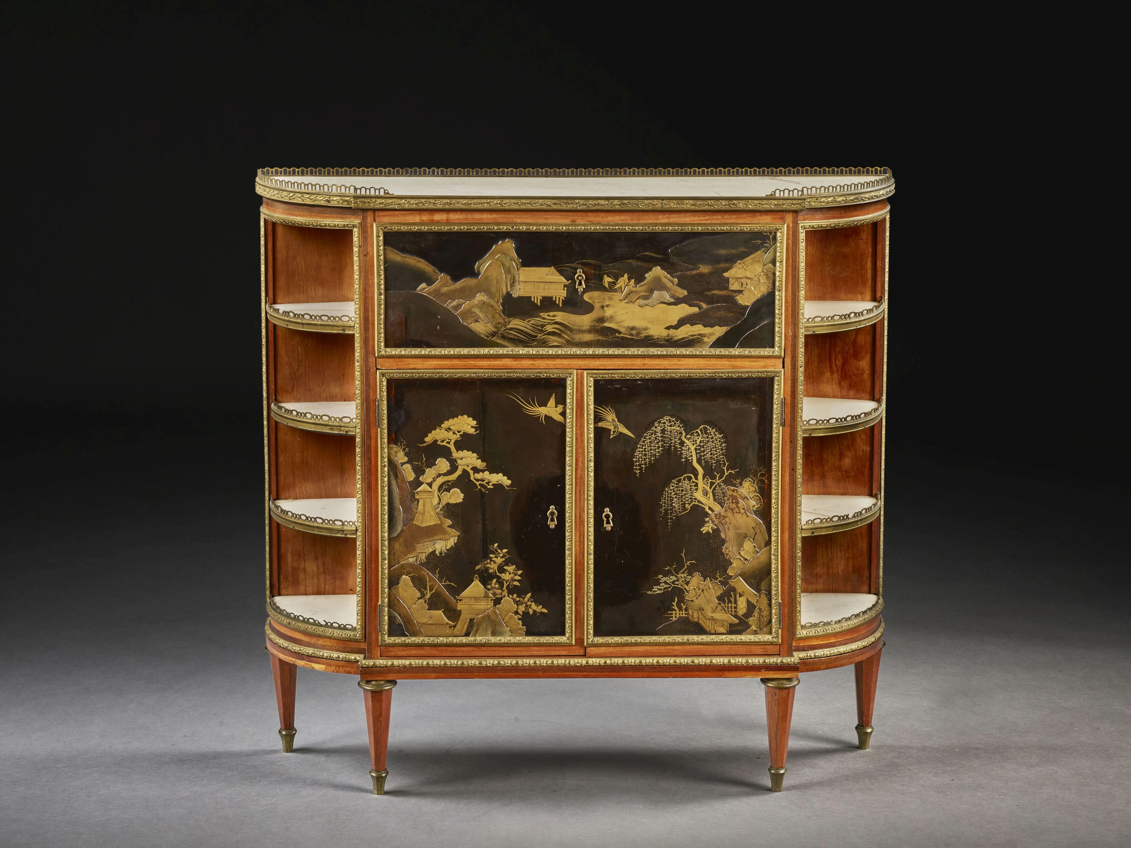 MEUBLE D'ENTRE-DEUX FORMANT SECRÉTAIRE D'ÉPOQUE LOUIS XVI...