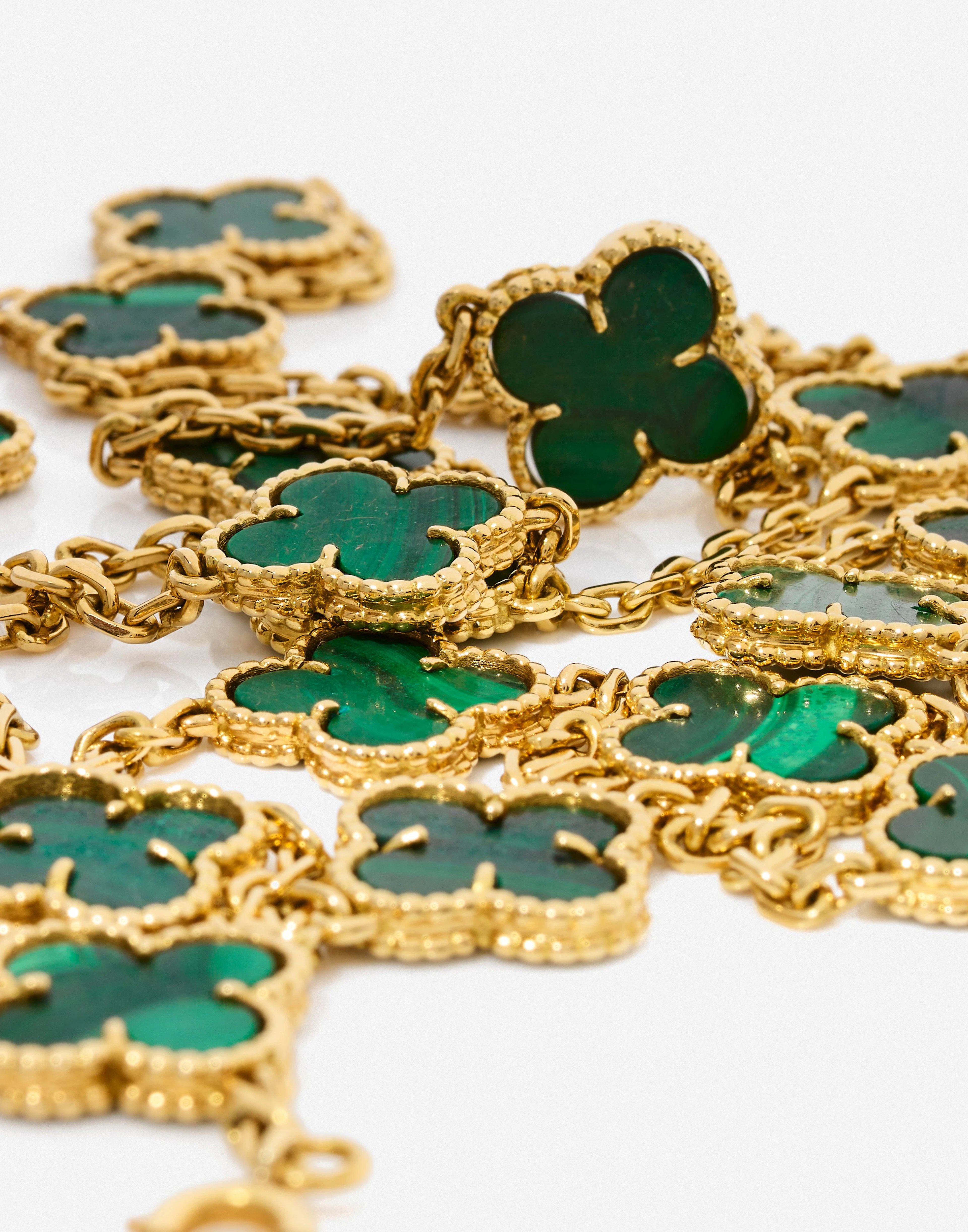 VAN CLEEF & ARPELS Sautoir "Alhambra"