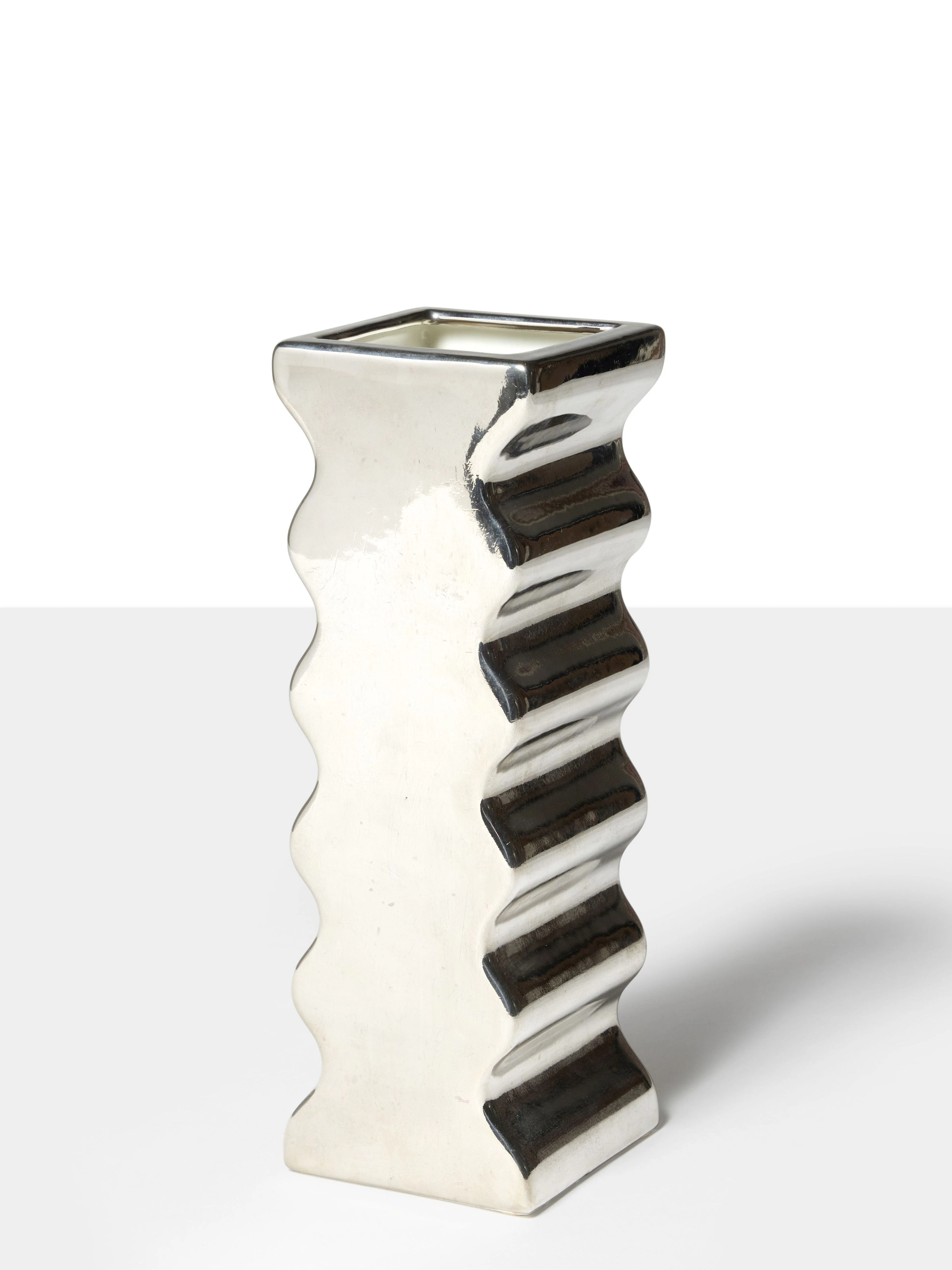 Ettore SOTTSASS 1917-2007 Vase mod. 629 de la série Onde - 1970