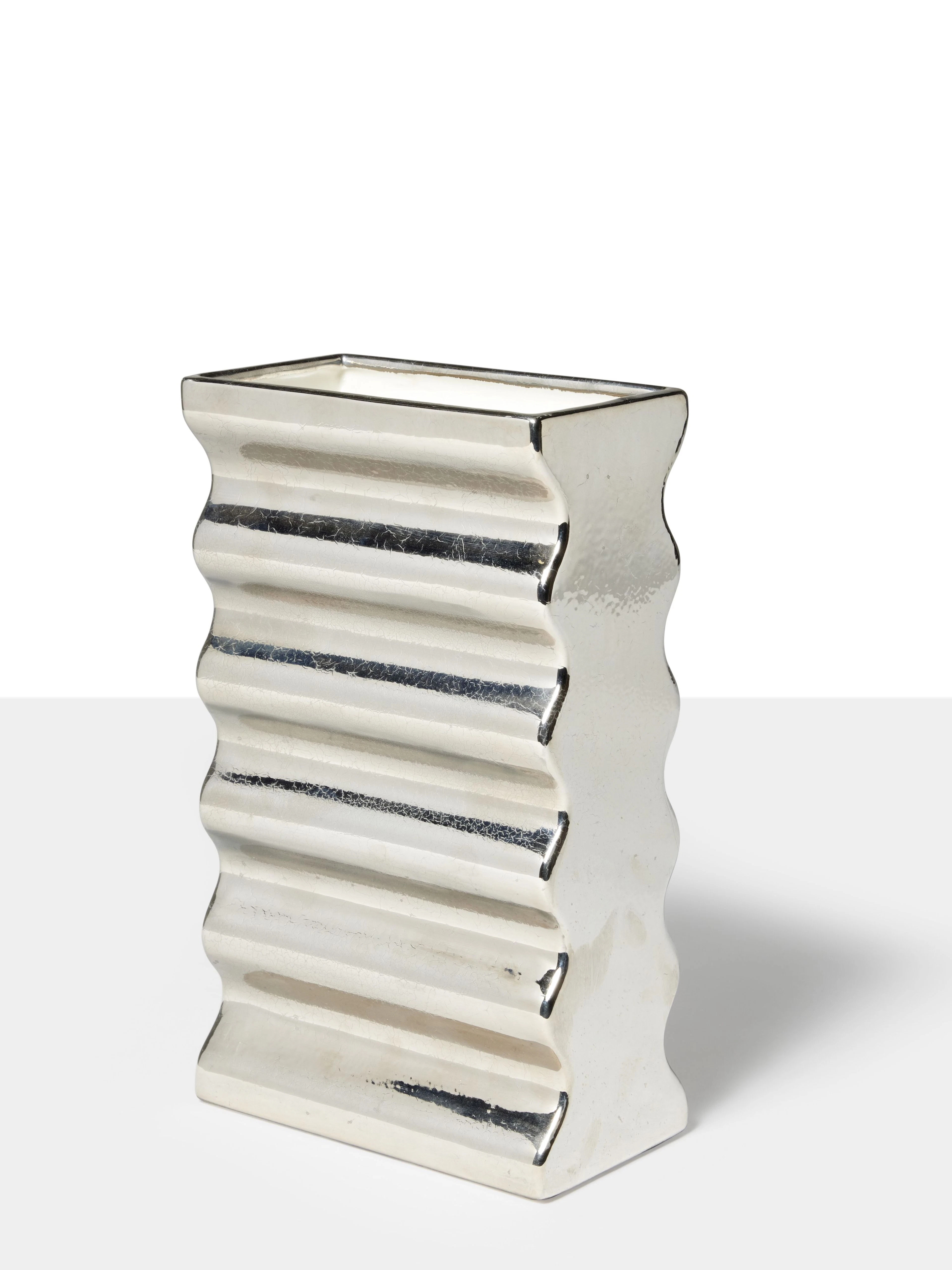 Ettore SOTTSASS 1917-2007 Vase mod. 630 de la série Onde - 1970