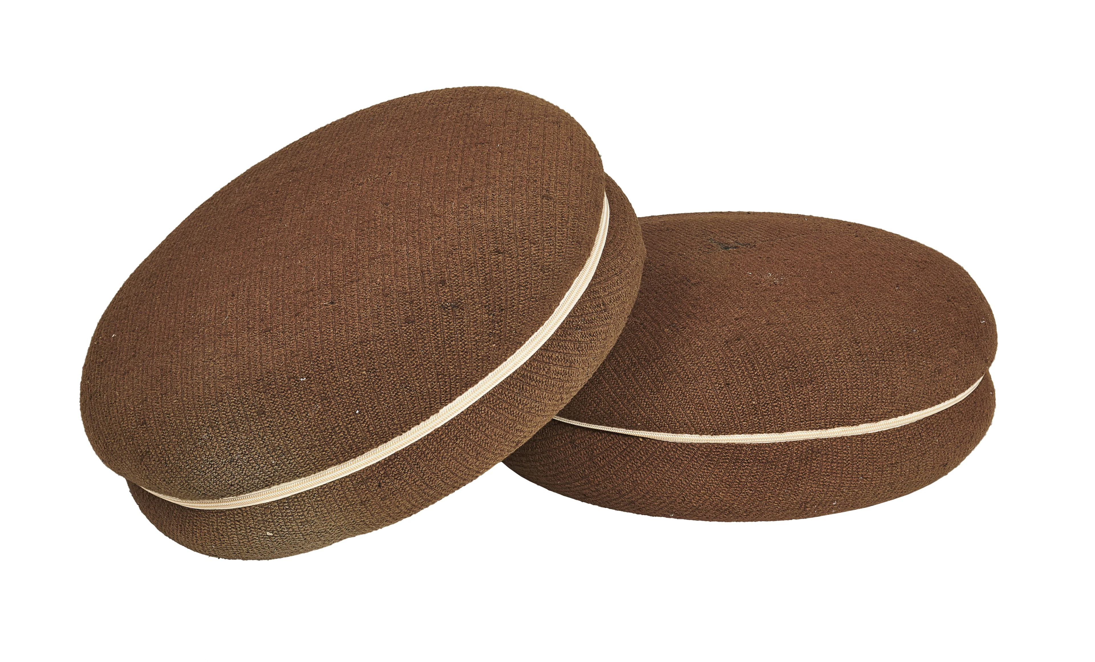 Jean-Pierre LAPORTE (Né en 1944) Paire de poufs "Macaron"- circa 1969