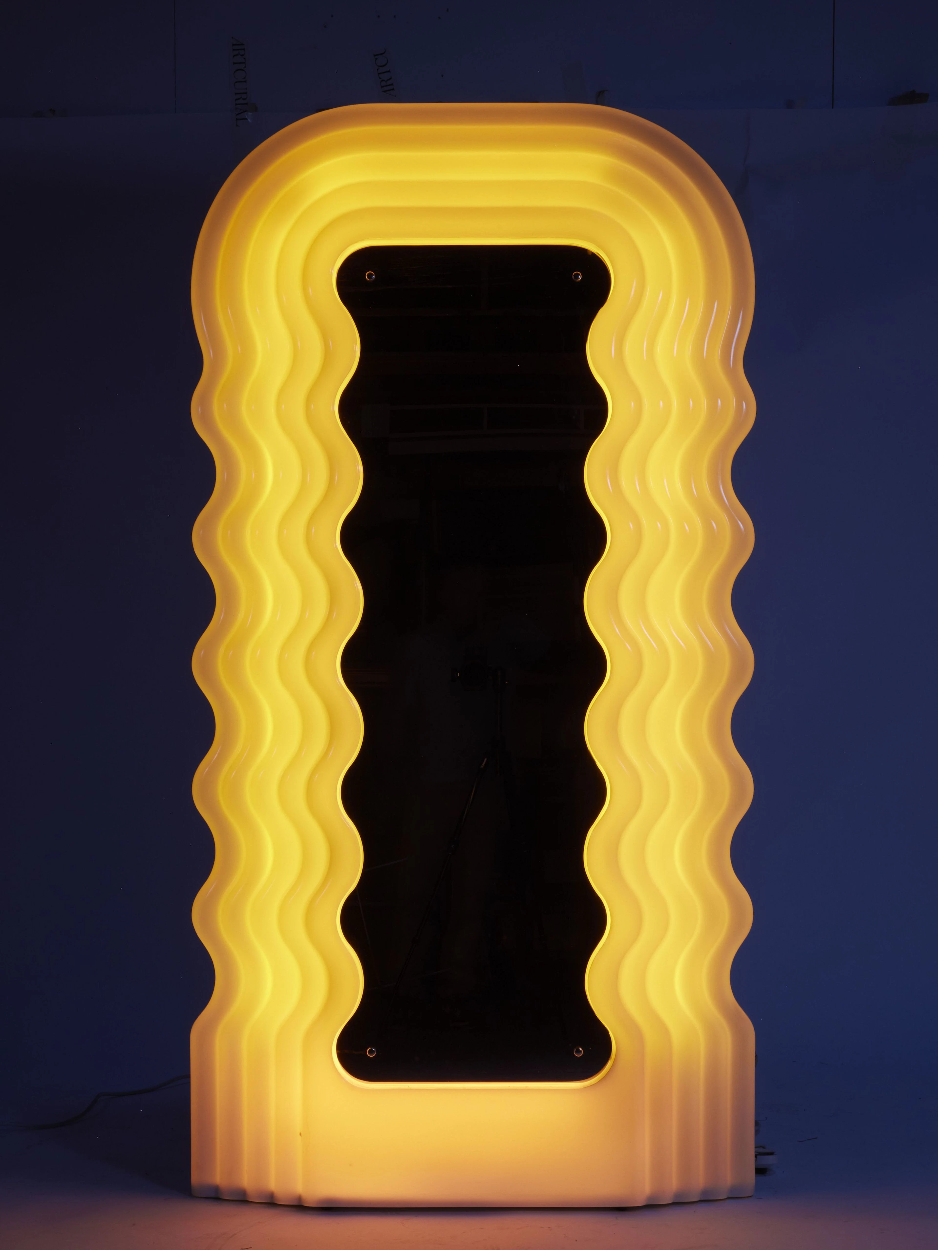 Ettore SOTTSASS 1917-2007 Miroir lumineux dit...