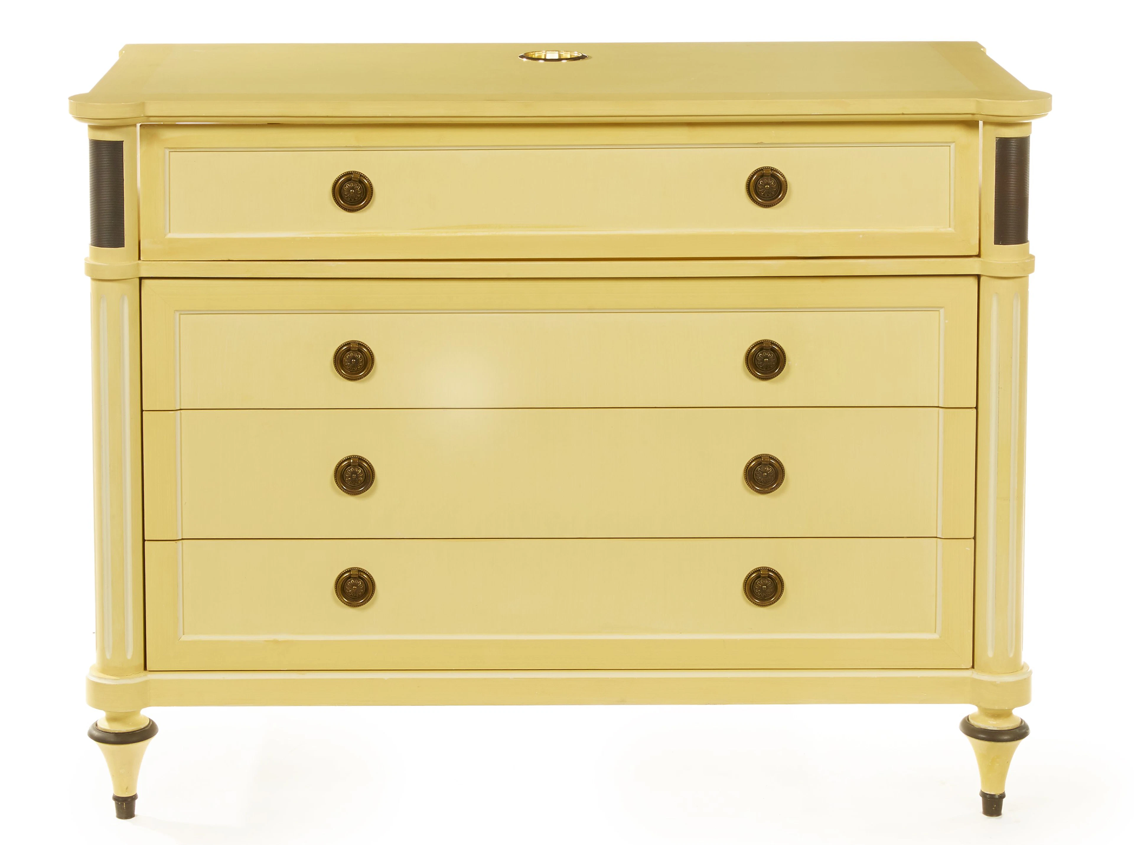 Commode formant meuble de télévision de style Directoire