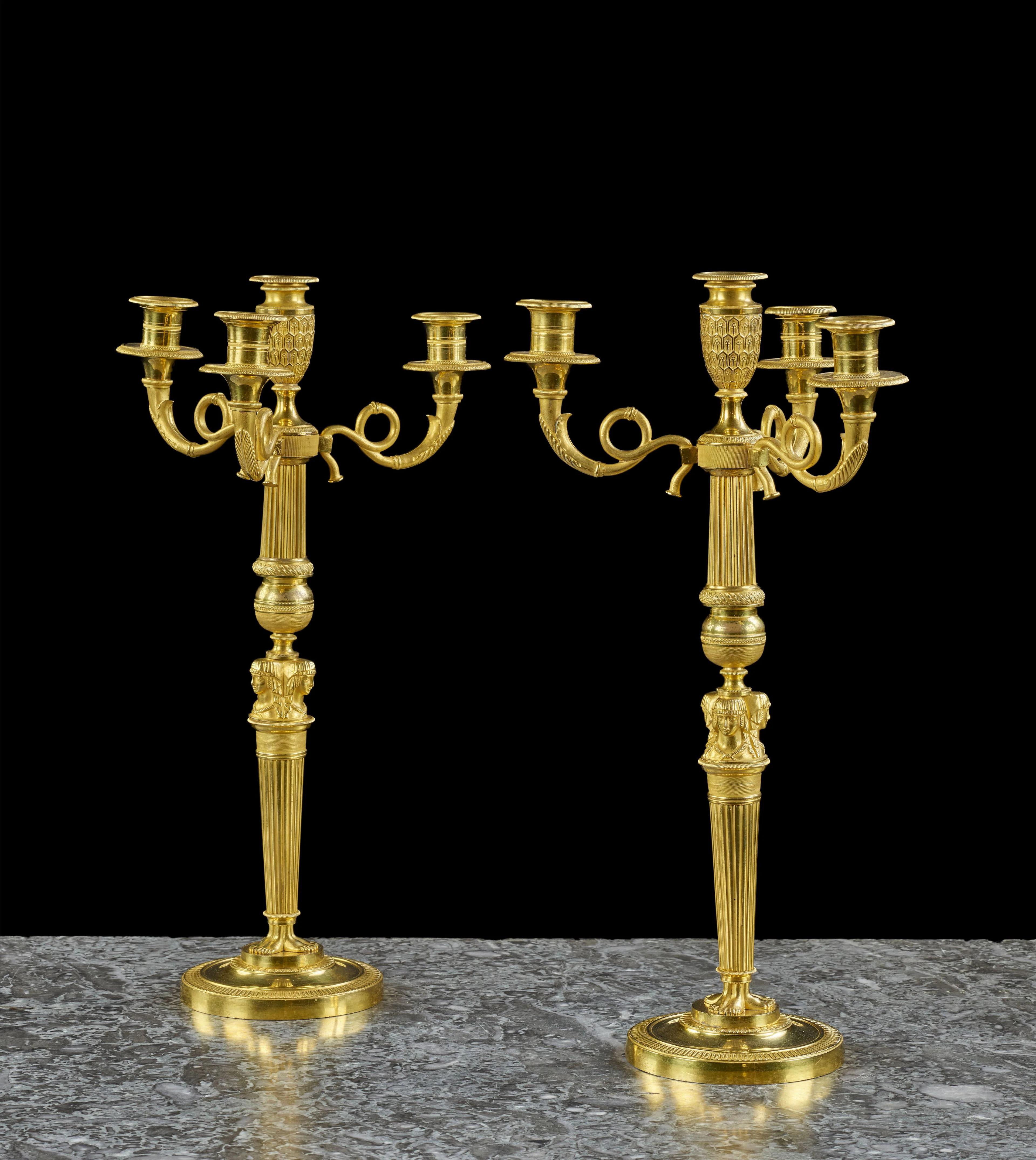PAIRE DE CANDÉLABRES D'ÉPOQUE EMPIRE Dans le goût de Claude Galle (1757-1815)