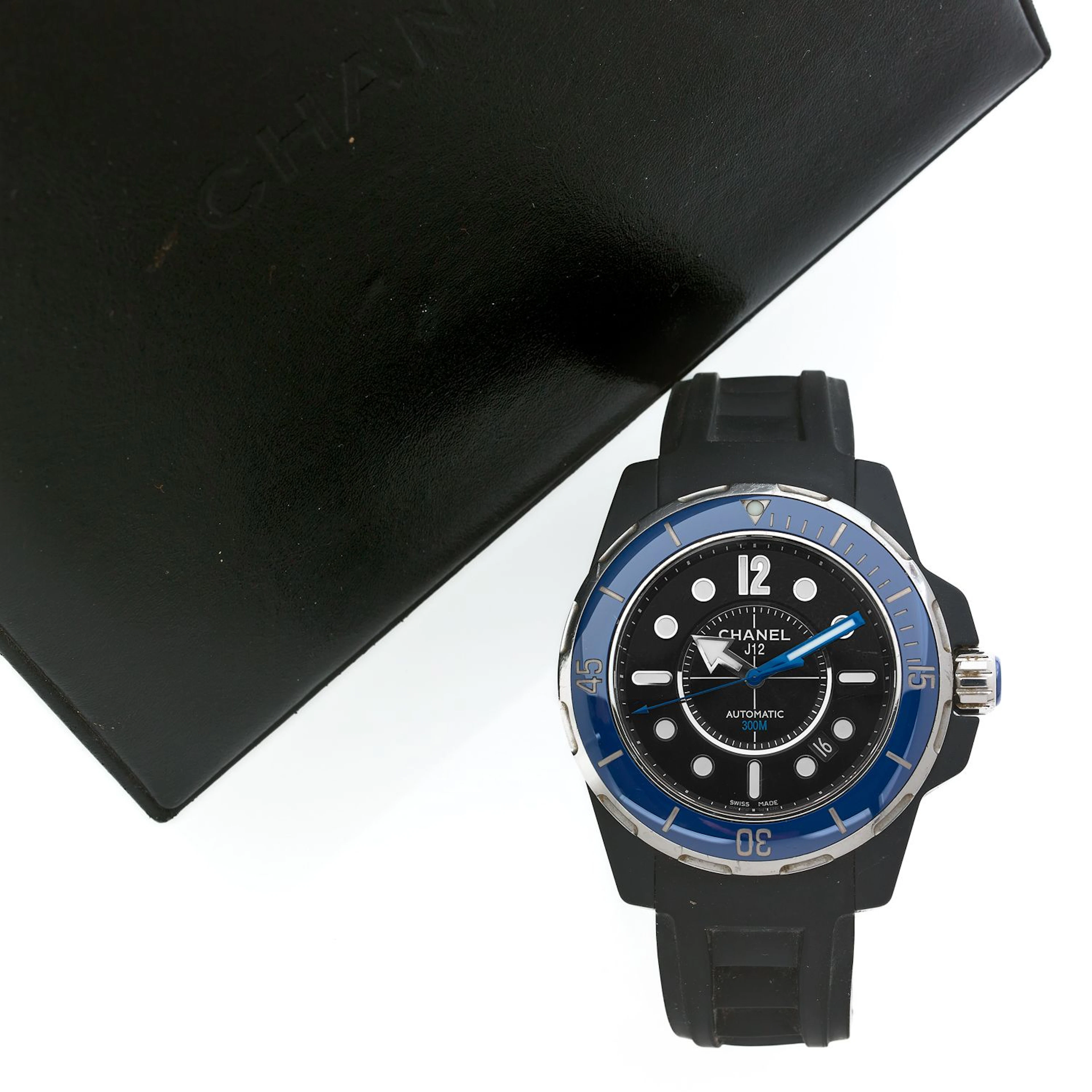 CHANEL Marine J12, n° SG96654