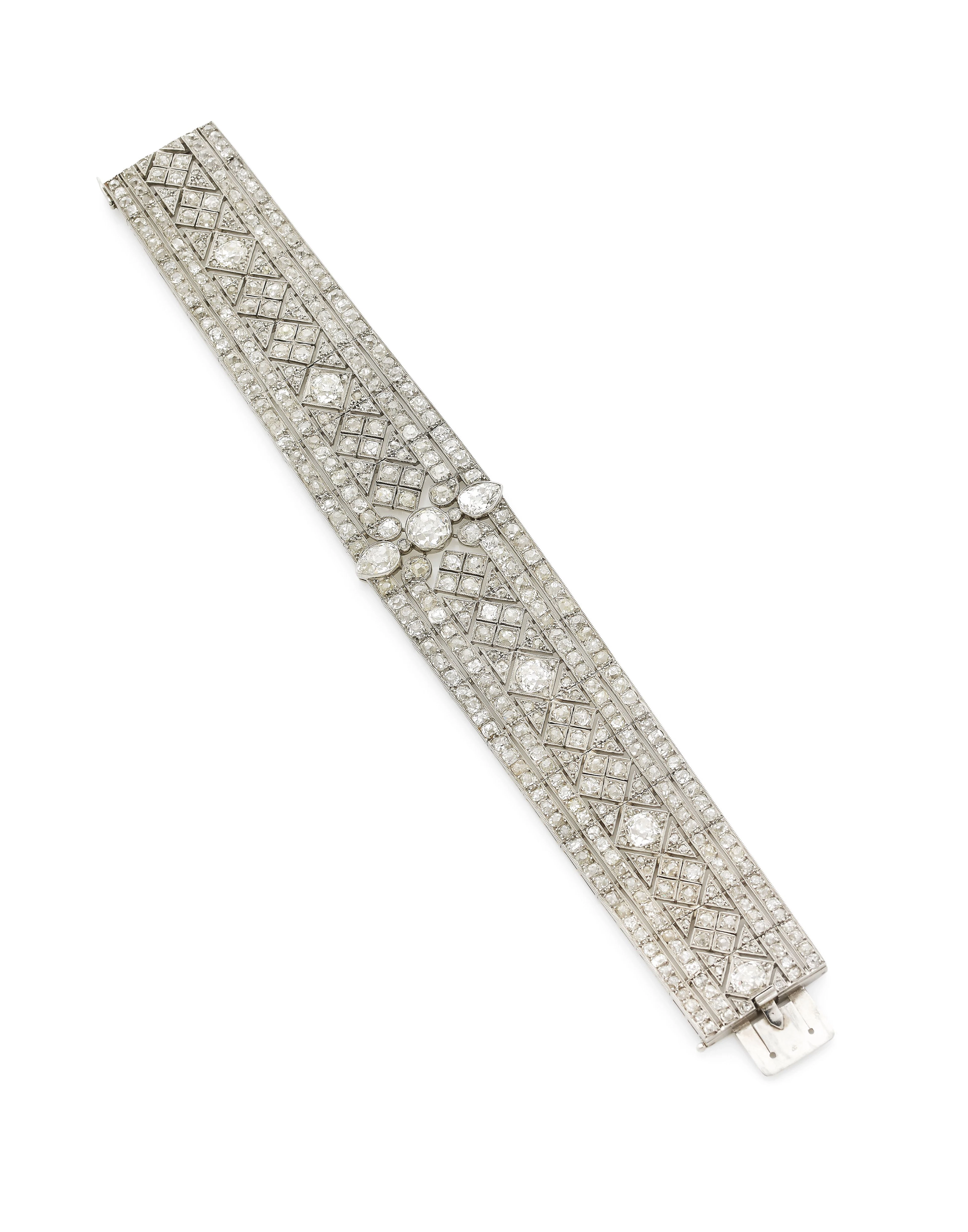 CHAUMET Bracelet ruban articulé