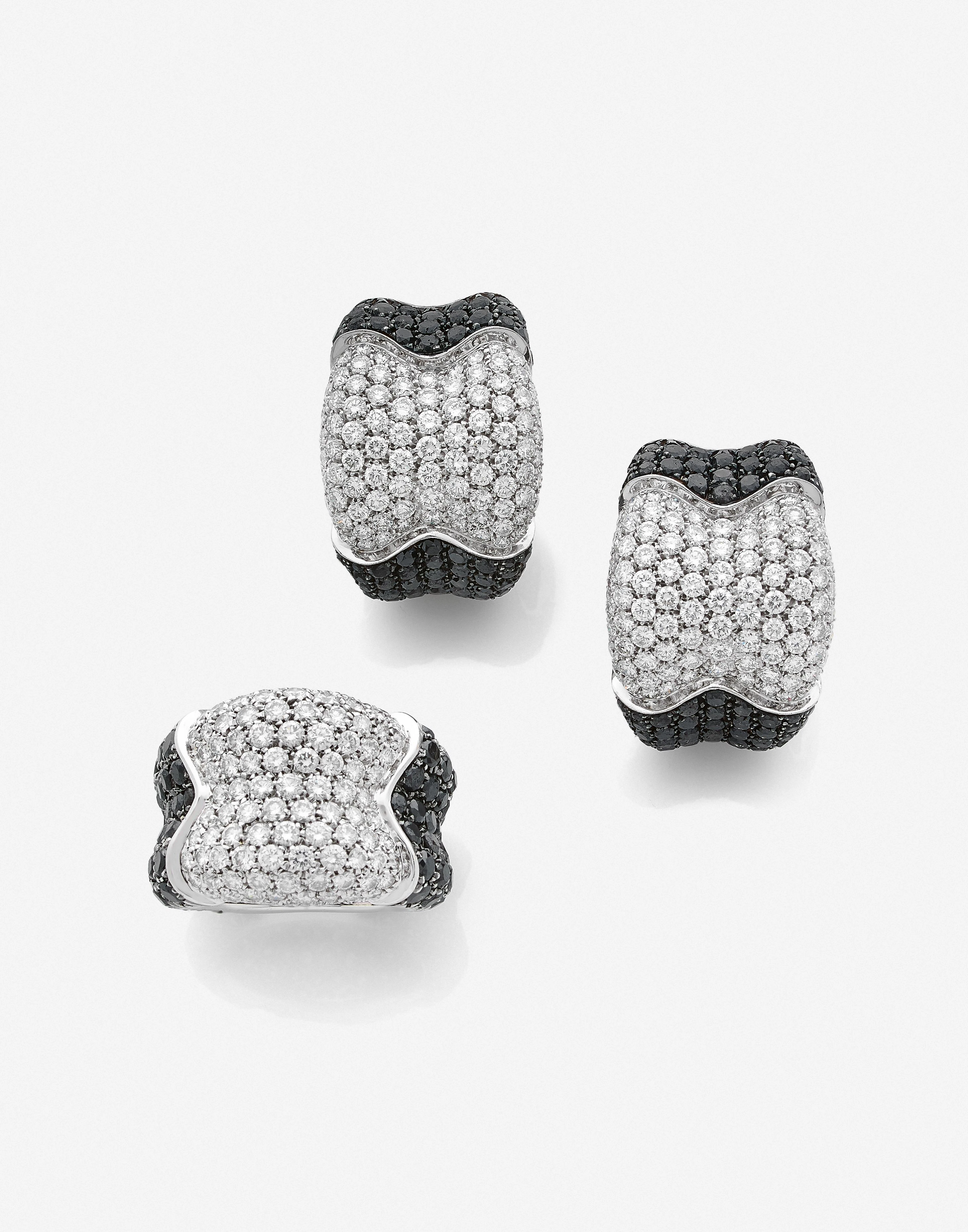 DE GRISOGONO Bague et paire de clips d'oreilles