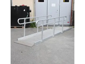 Handikappramp - Nordramp - Rullstolsramp - Ramp - 1998 - Metallramp ...