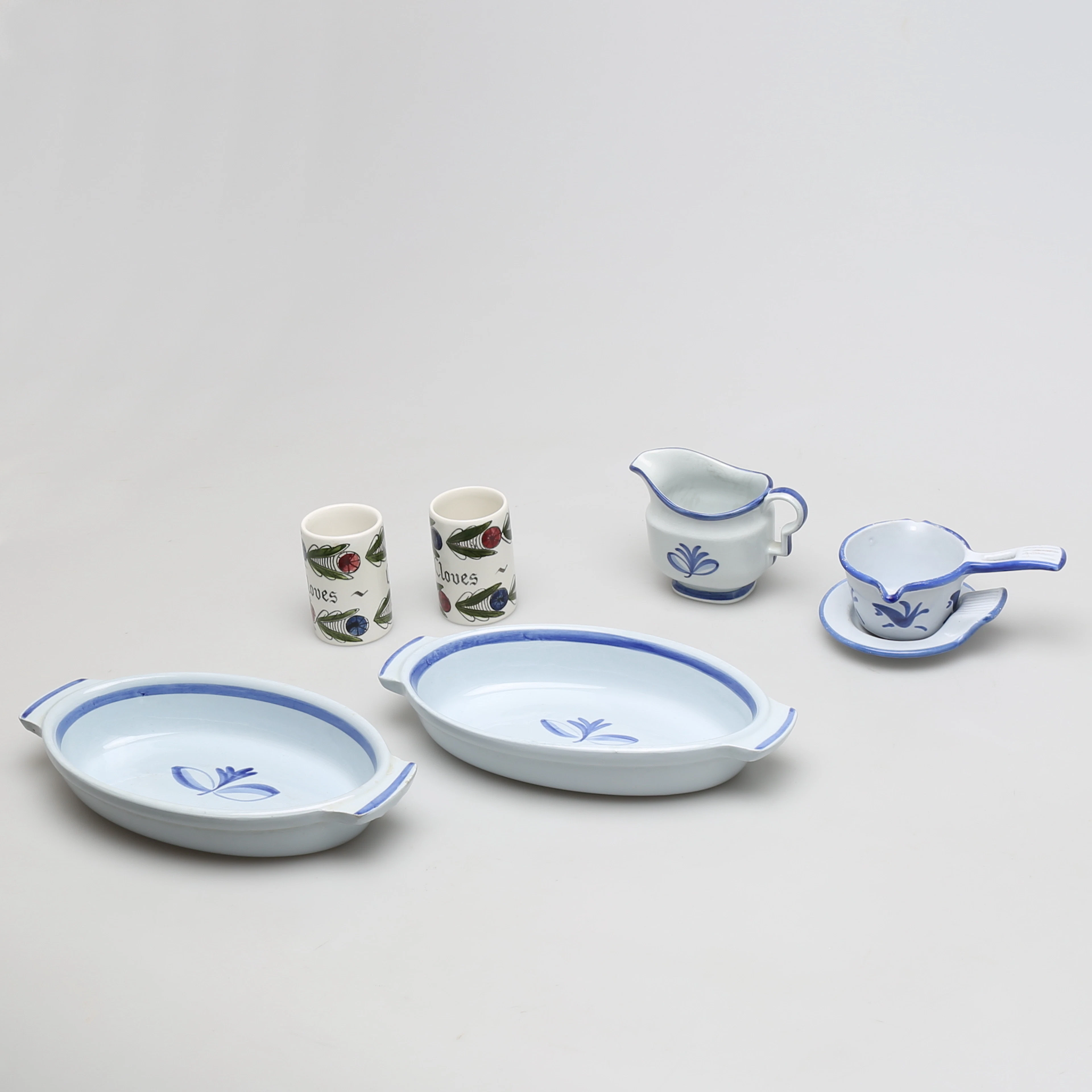 SERVISDELAR, 6 st, bl a "Blått band", Arthur Percy, 1930-talet.