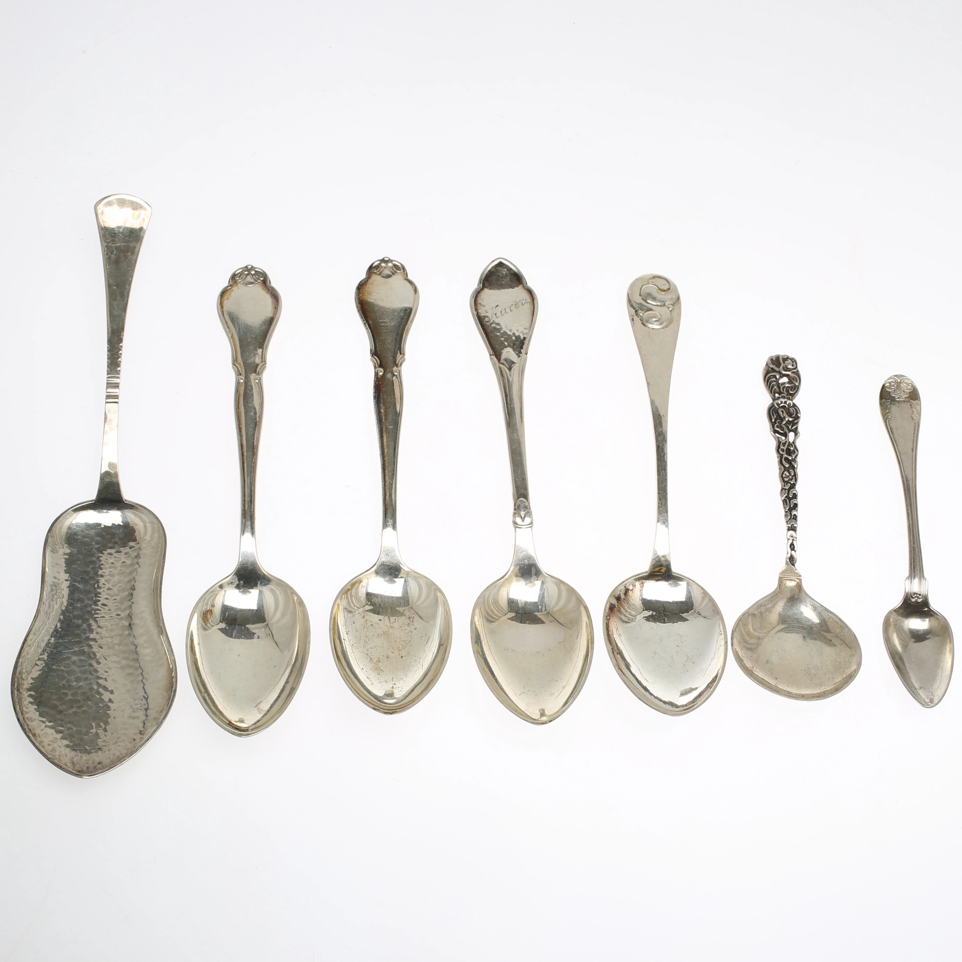 PARTI SILVER, 7 delar, totalvikt 270 gram, danska samt svenska kontrollstämplar.