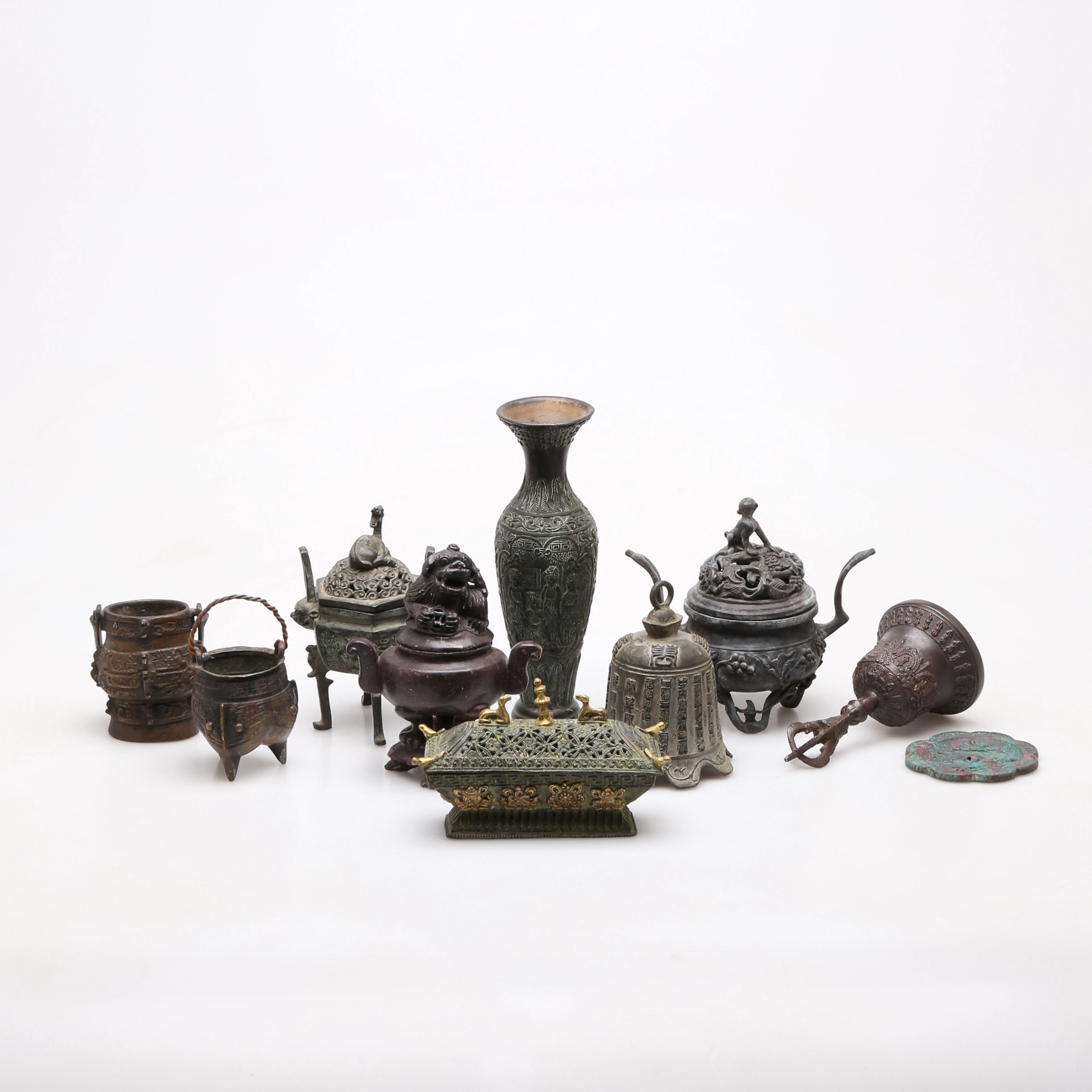 ORIENTALISKA BRONSER, 10 delar. modern tillverkning.