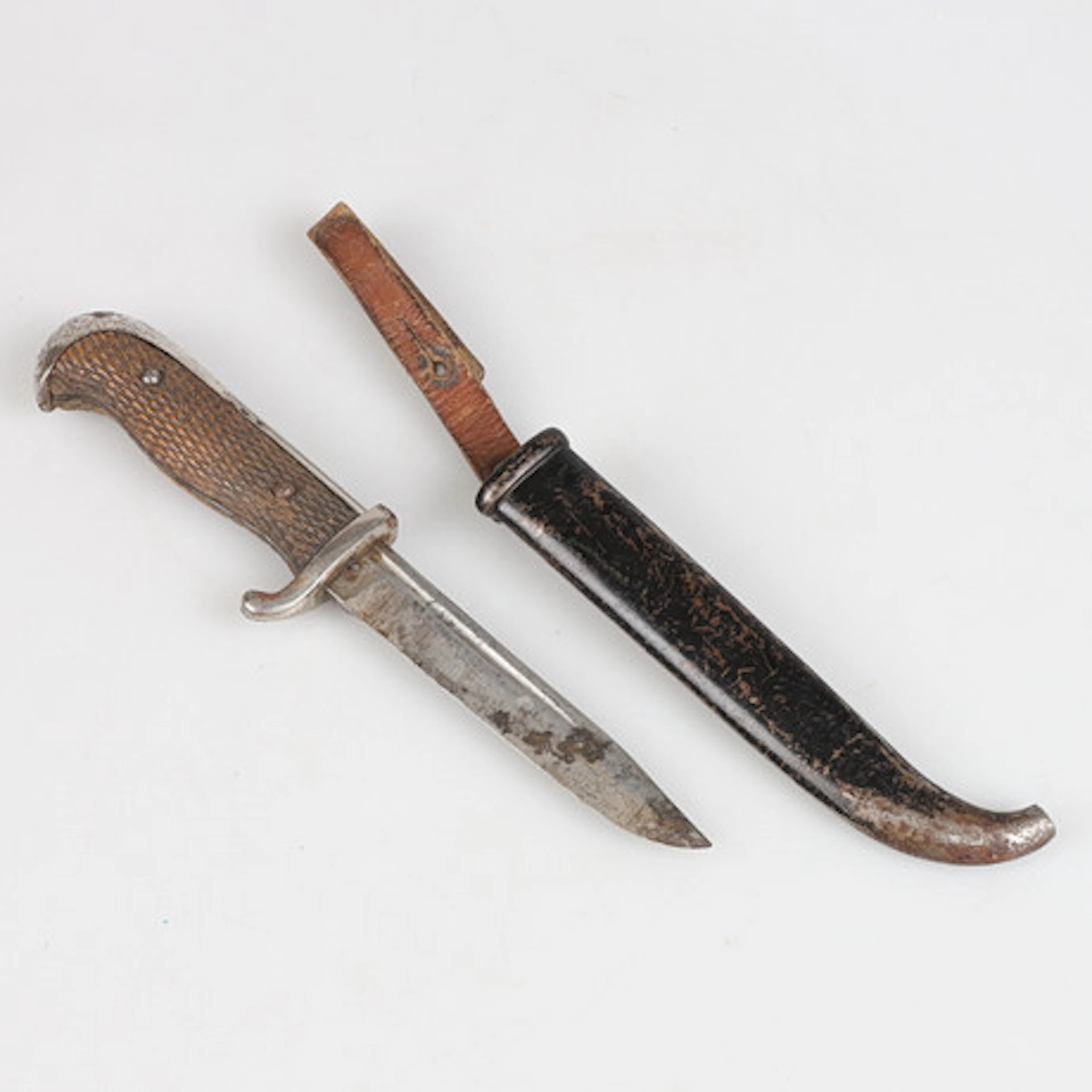 AKSELI GALLEN-KALLELA. Bajonettkniv, m/191…