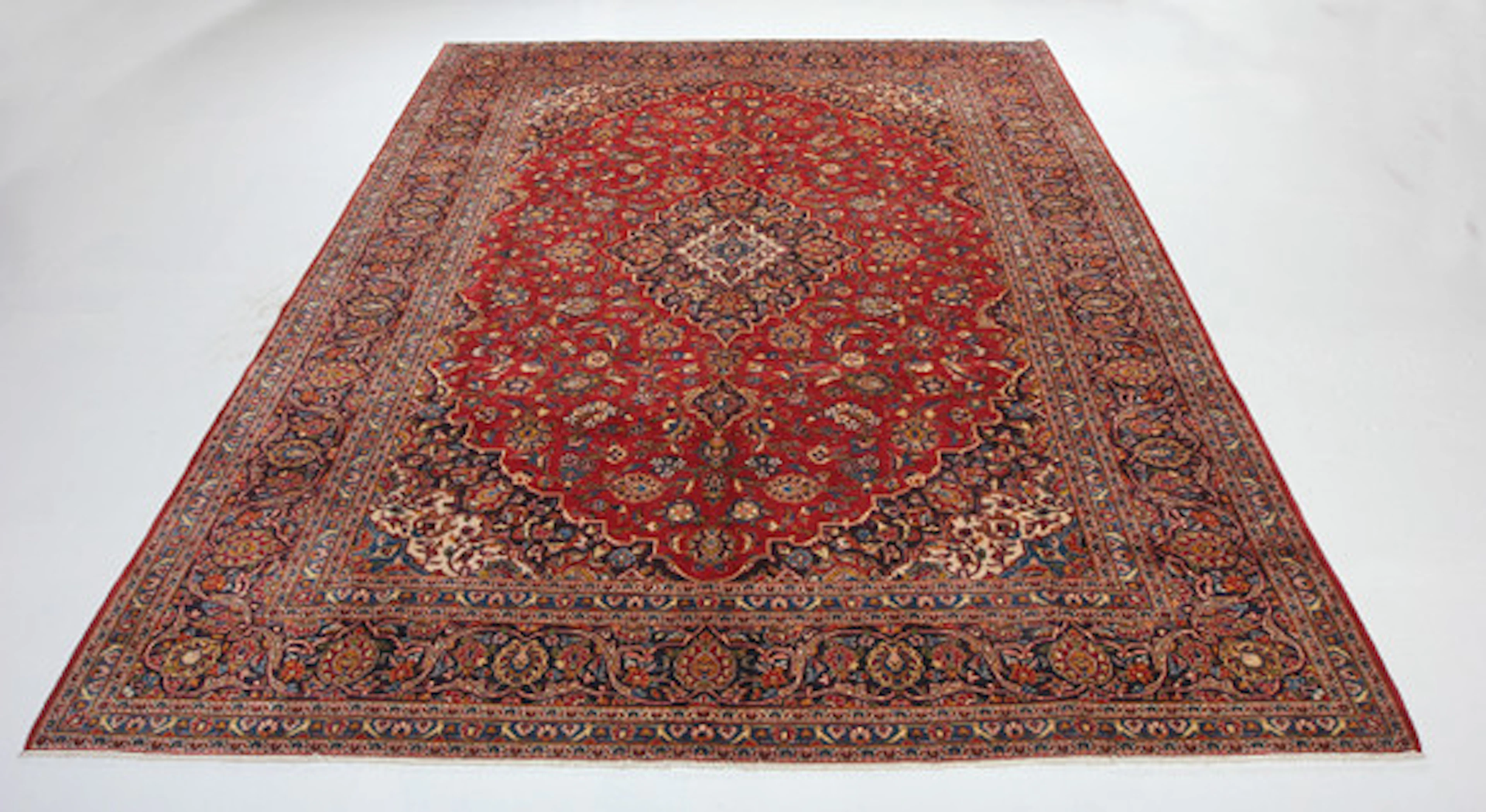 MATTA, persisk Kashan, 410 x 310 cm.