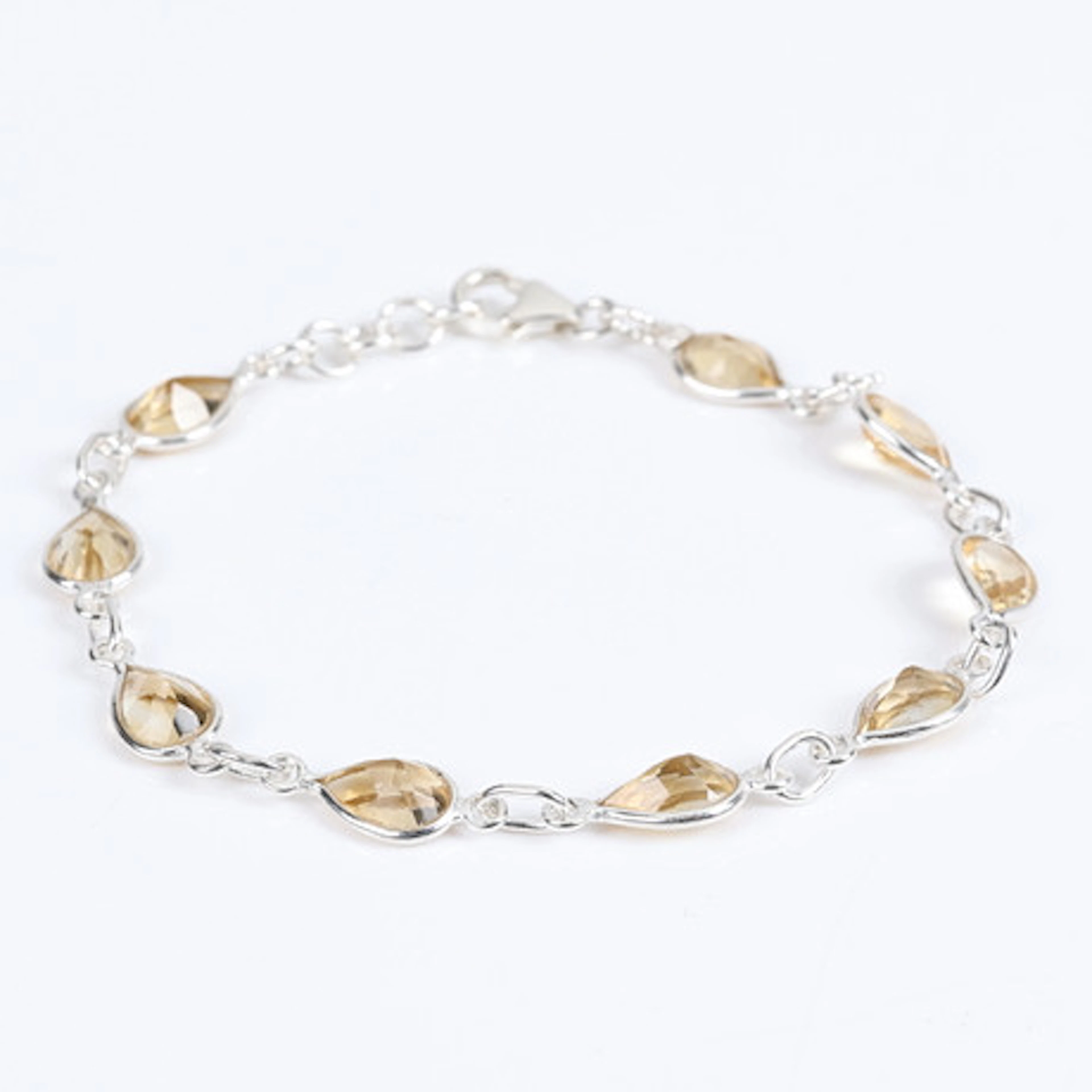 ARMBAND, Sterlling silver, Citiner 11,7 ct.