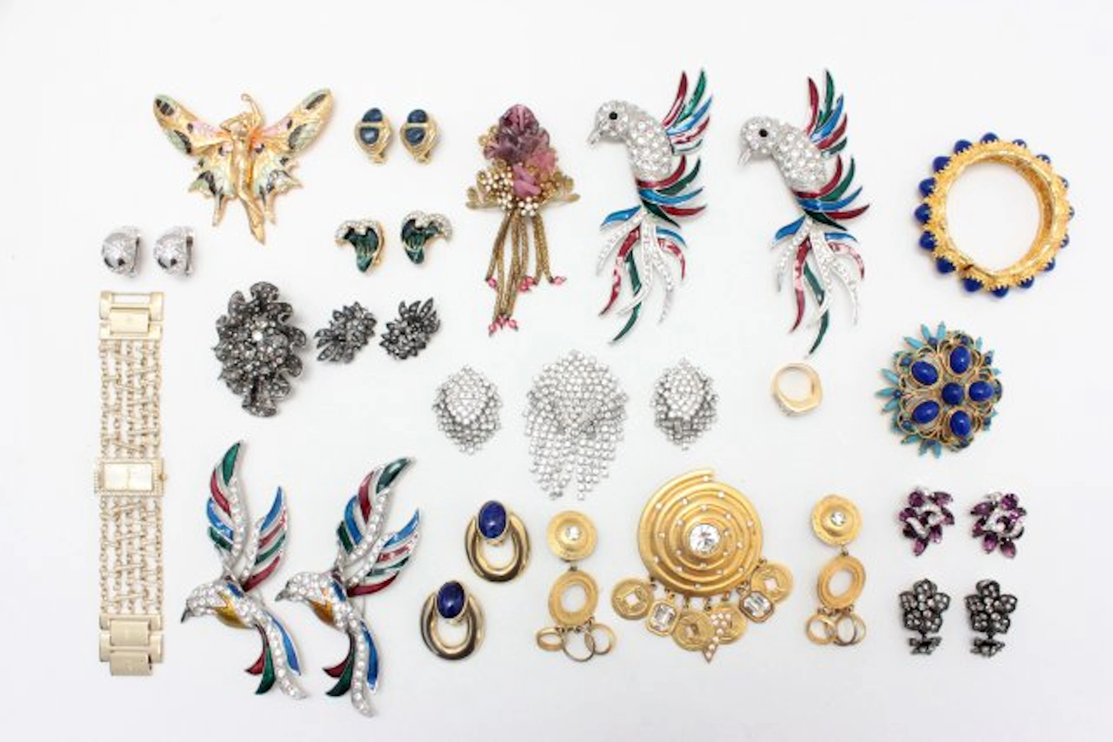 Costume jewelry lot