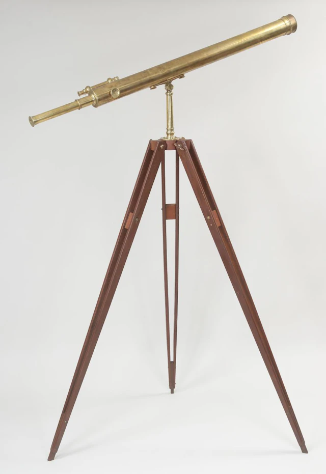 Mundorff brass single-draw telescope