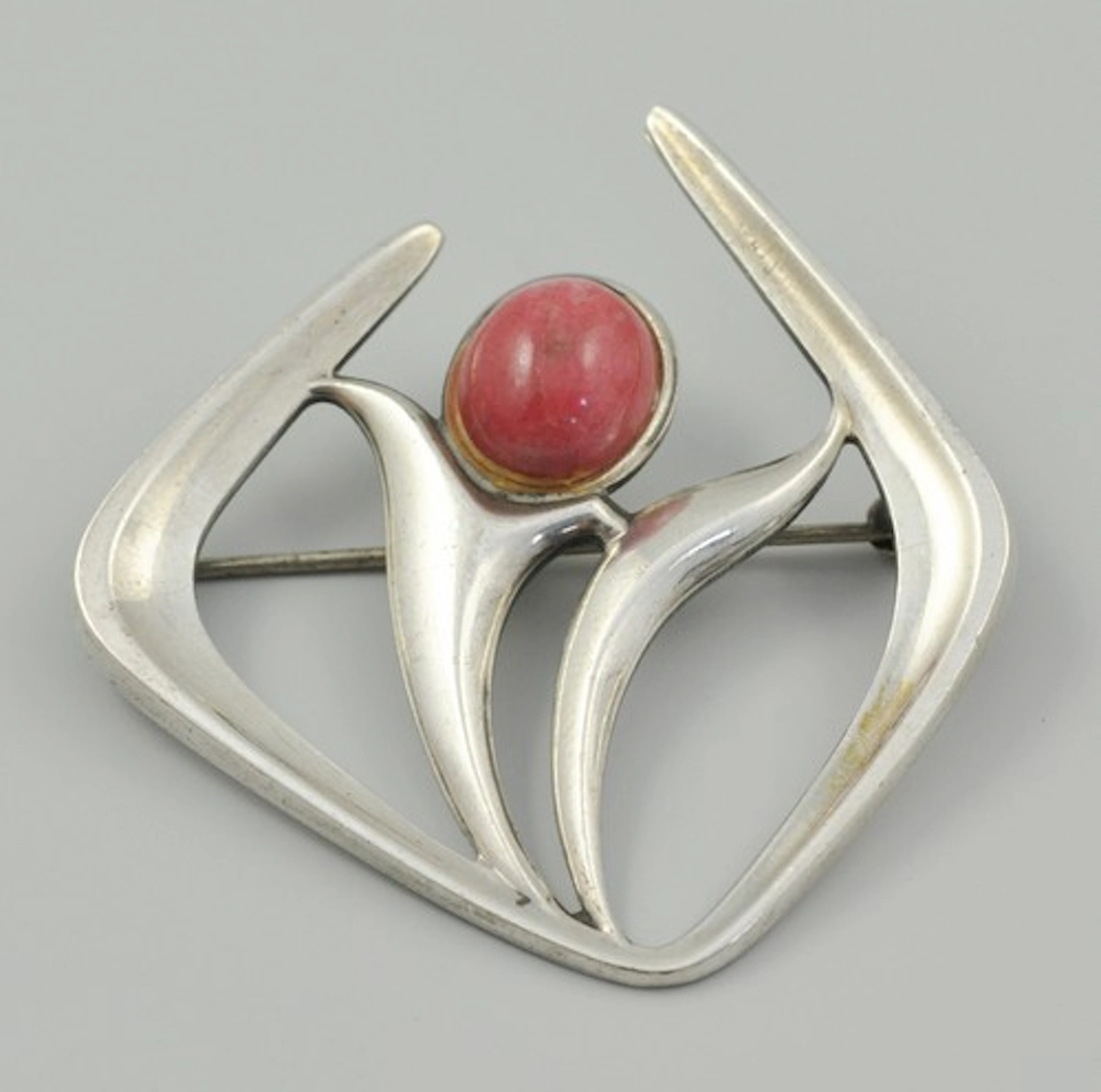 David Anderson Norway 925S silver and Thulite brooch