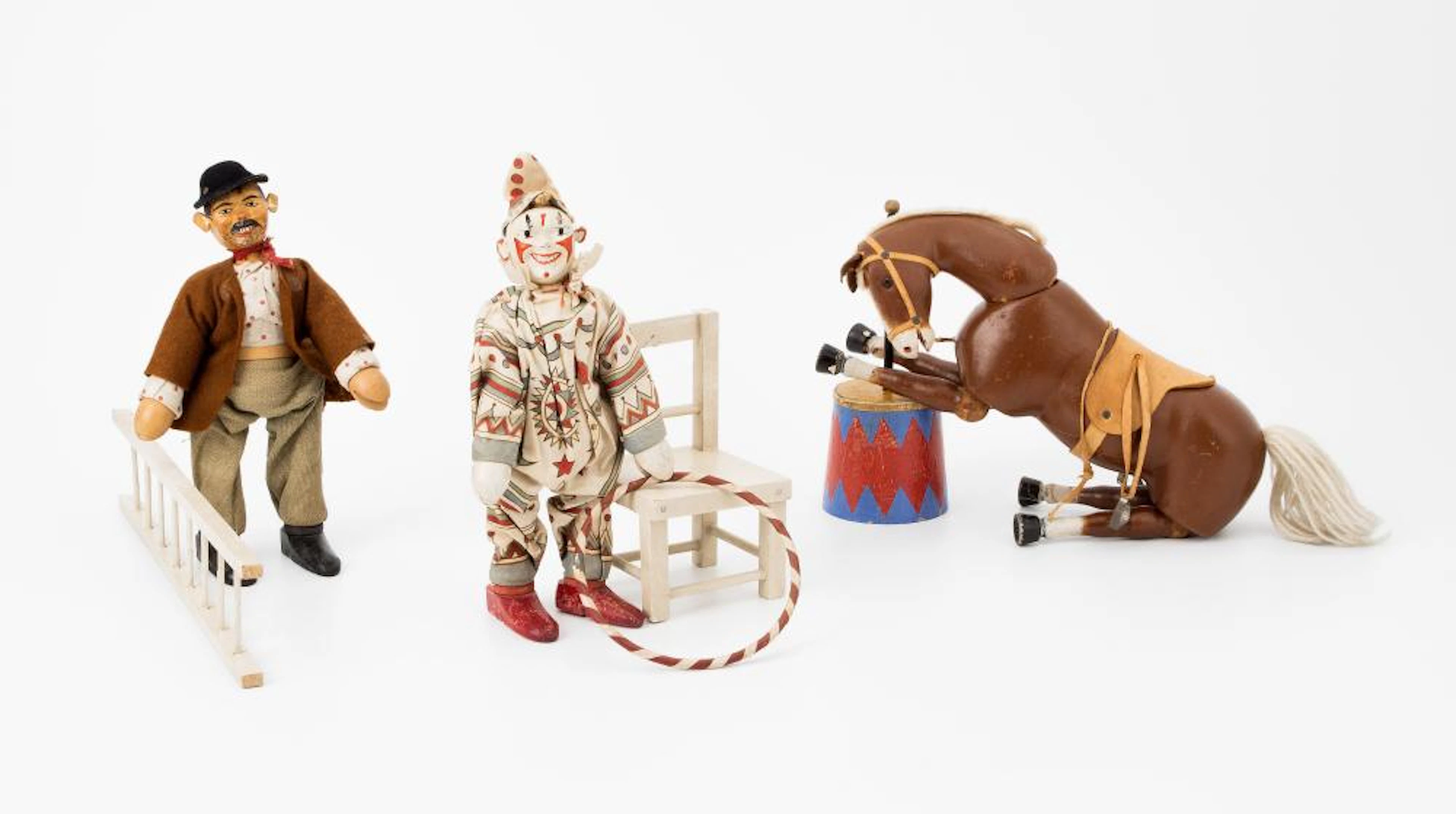 LOT: 3 SCHOENHUT "HUMPTY-DUMPTY"-FIGUREN